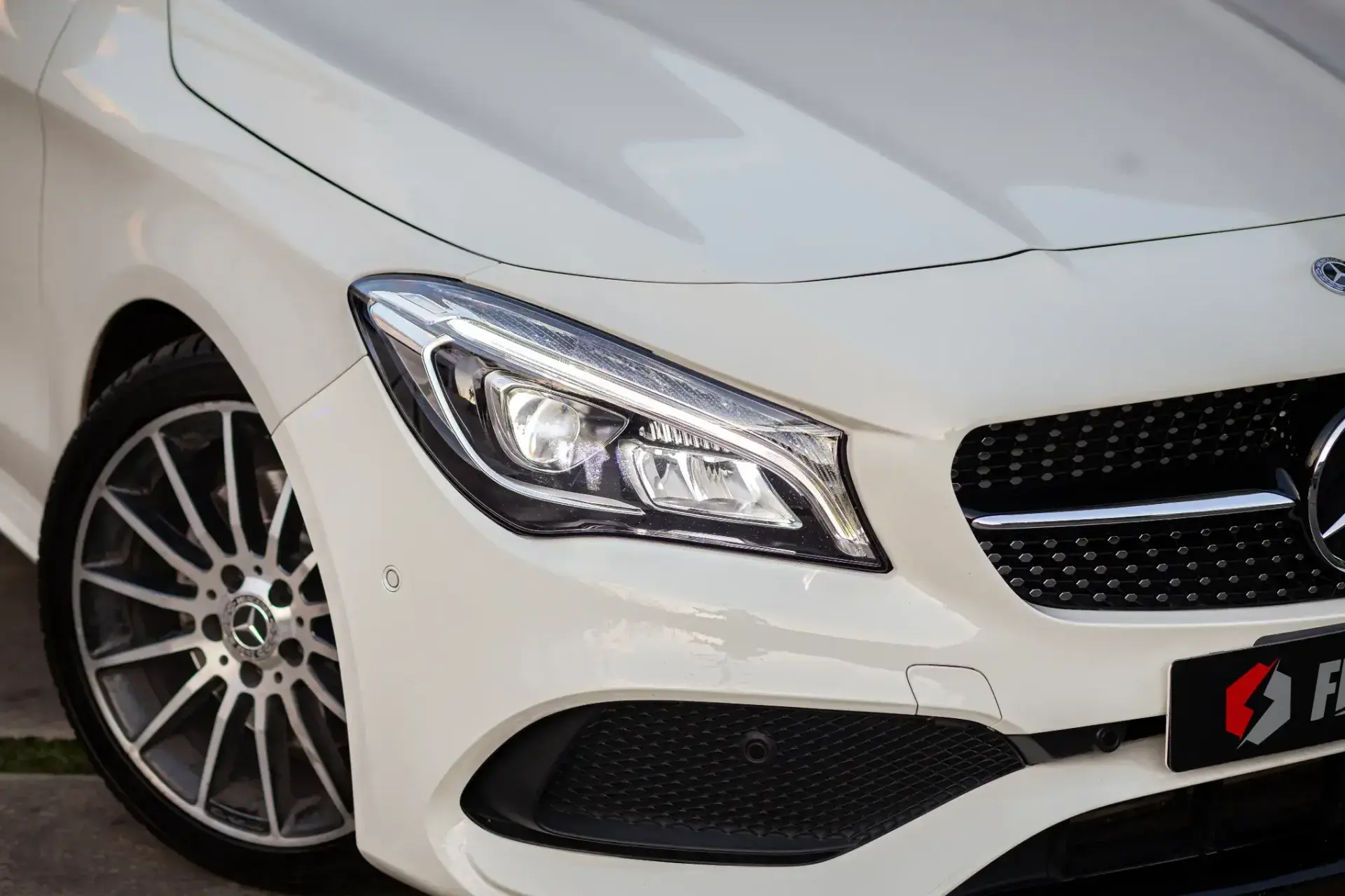 Mercedes-Benz CLA 220 Shooting Brake d 4Matic 7G-DCT AMG Line 30