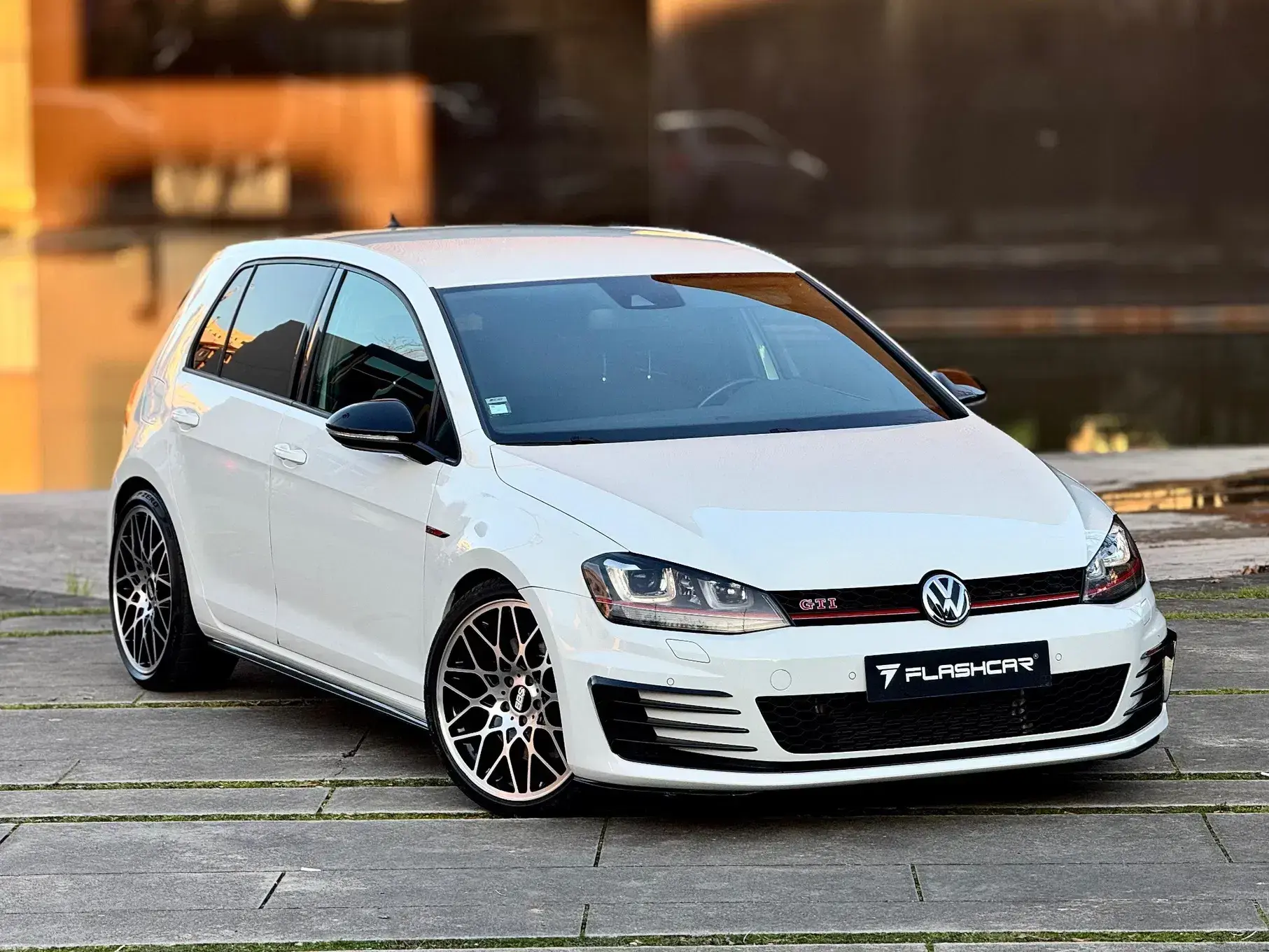 Volkswagen Golf 35