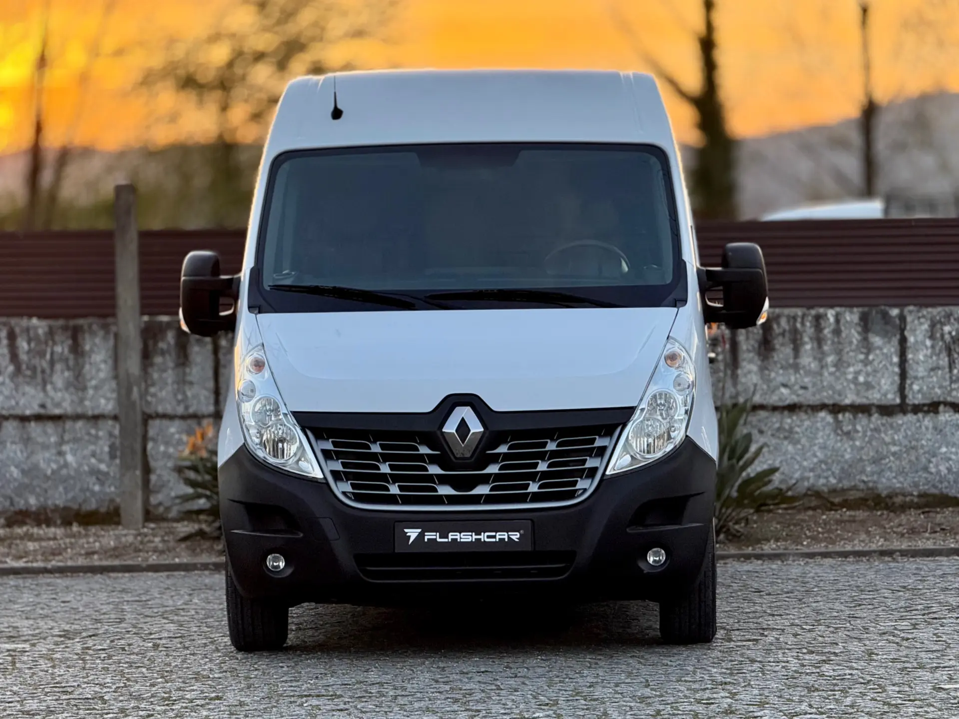 Renault Master E-Tech L2H2 3T5 Advance Autonomia Urbana 4