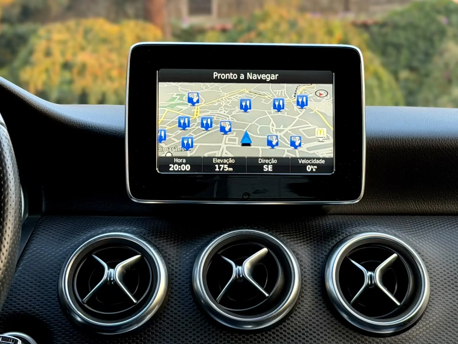 Mercedes-Benz A 180 AMG Line 16