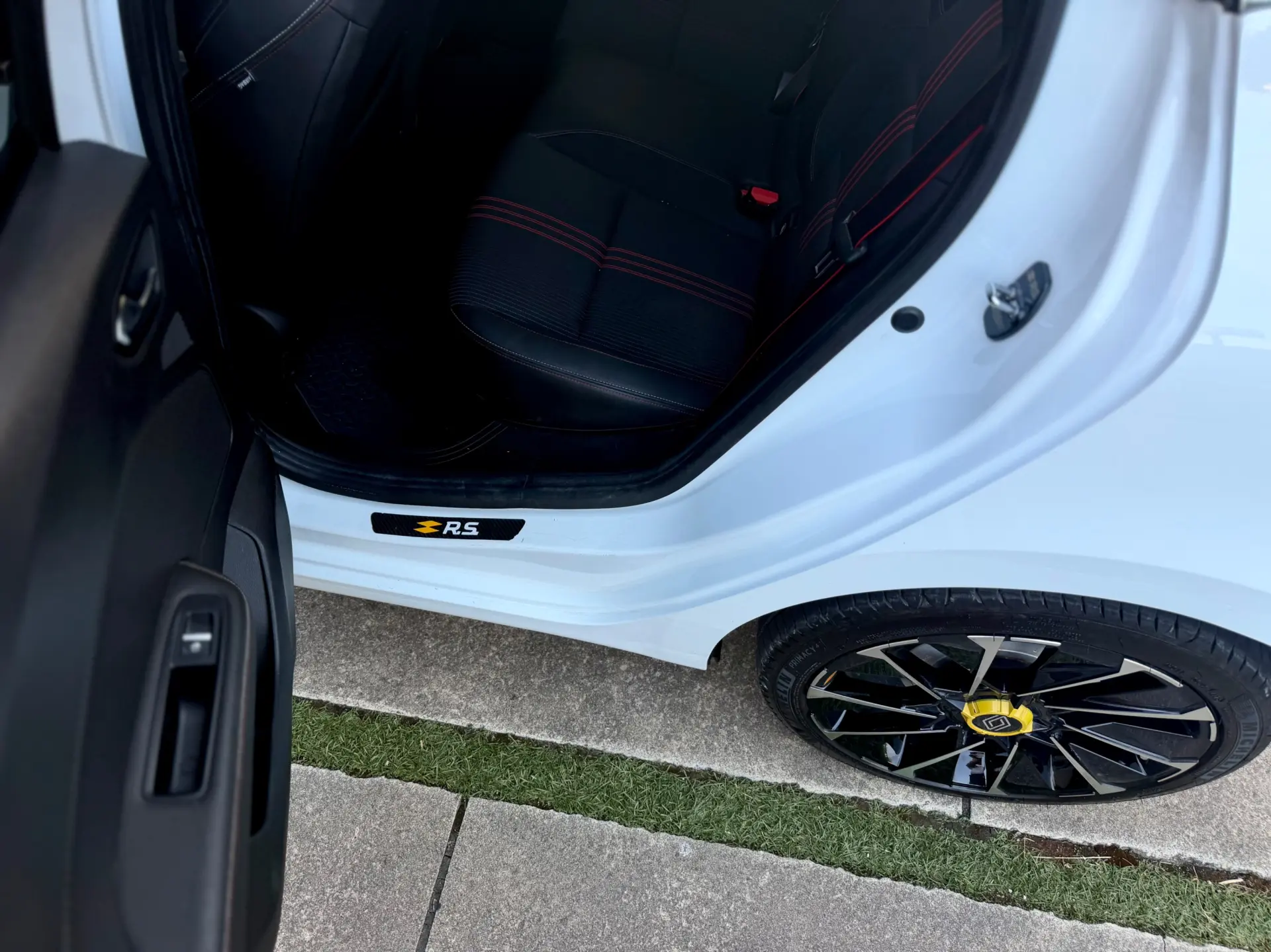 Renault Clio E.tech Hubrid RS-line 21