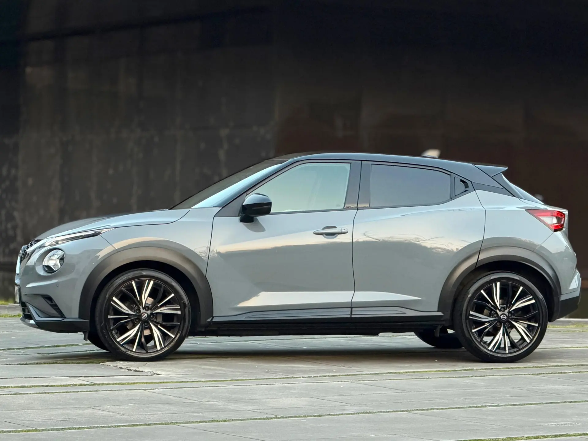 Nissan Juke 1.0 DIG-T N-Design Black 14