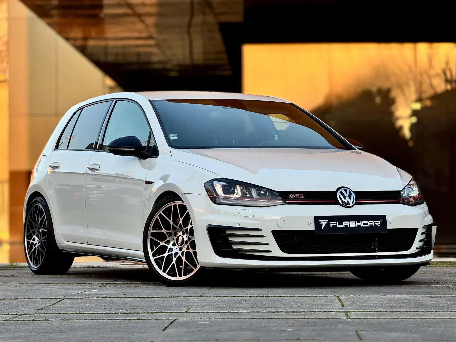 Volkswagen Golf 38