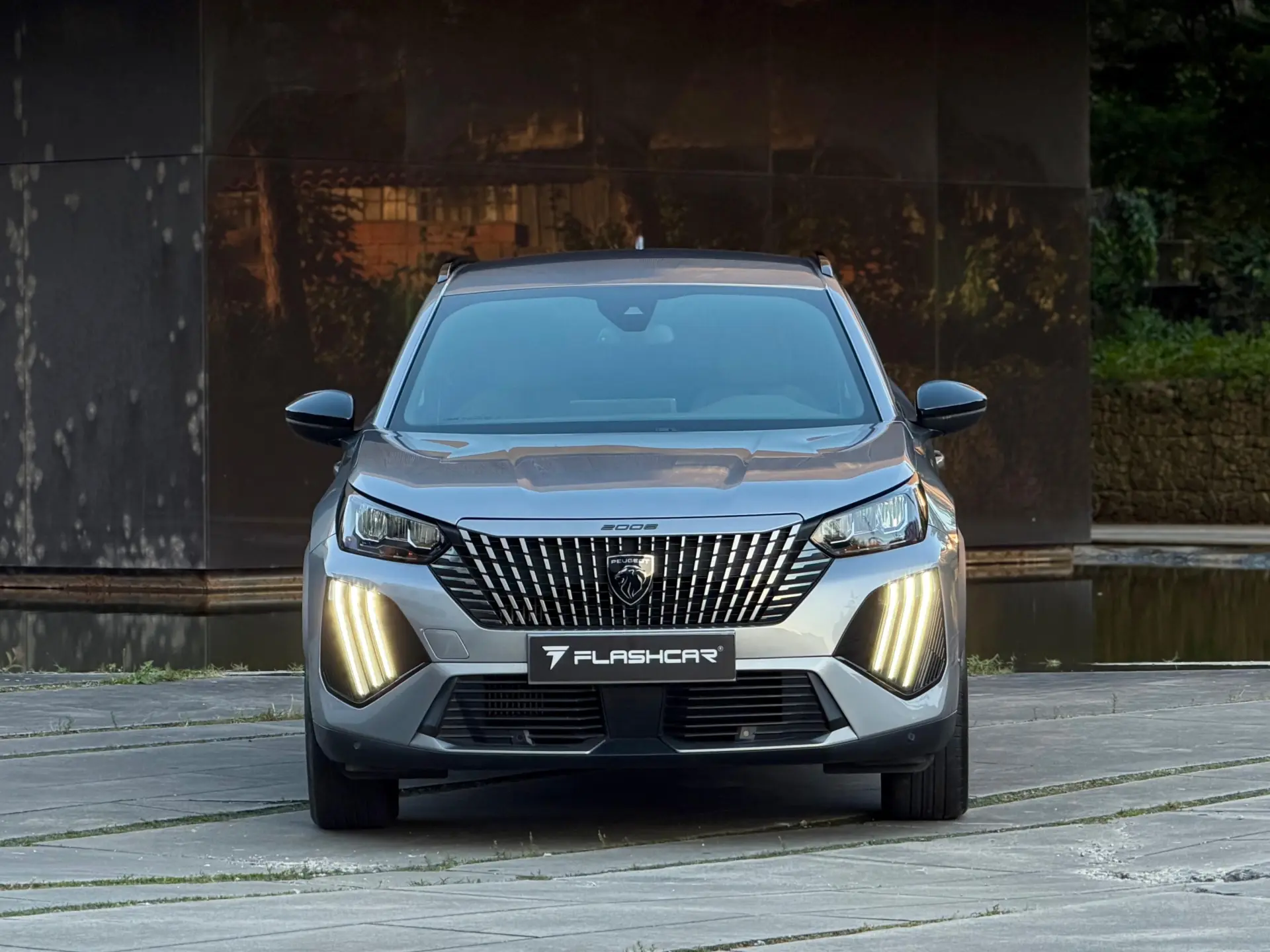 Peugeot 2008 1.2 PureTech Allure Pack 5