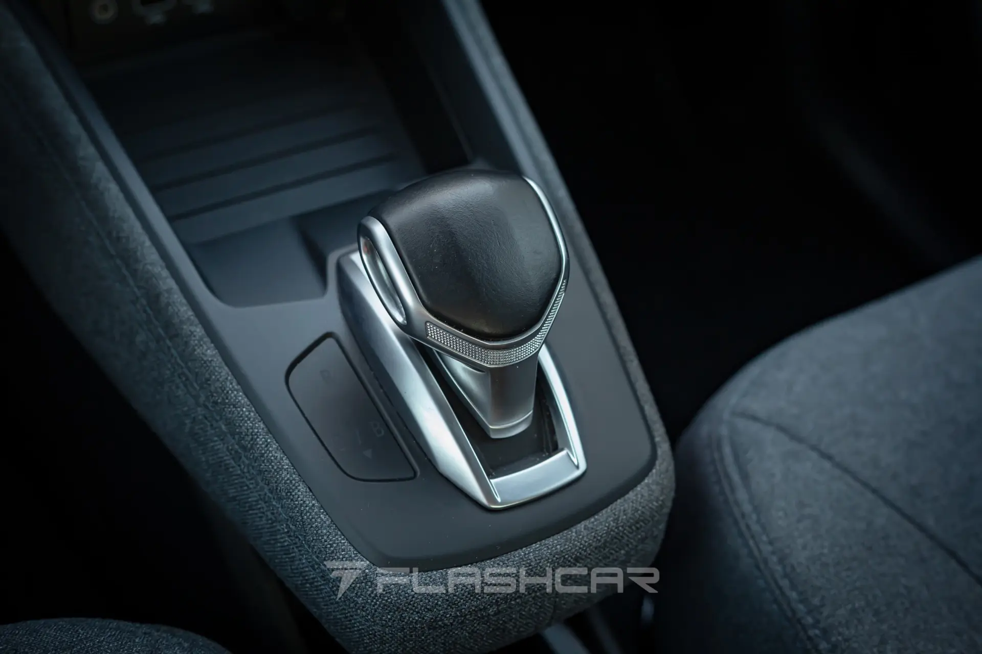 Renault Zoe (c/ Bateria) Z.E. 50 INTENS 4