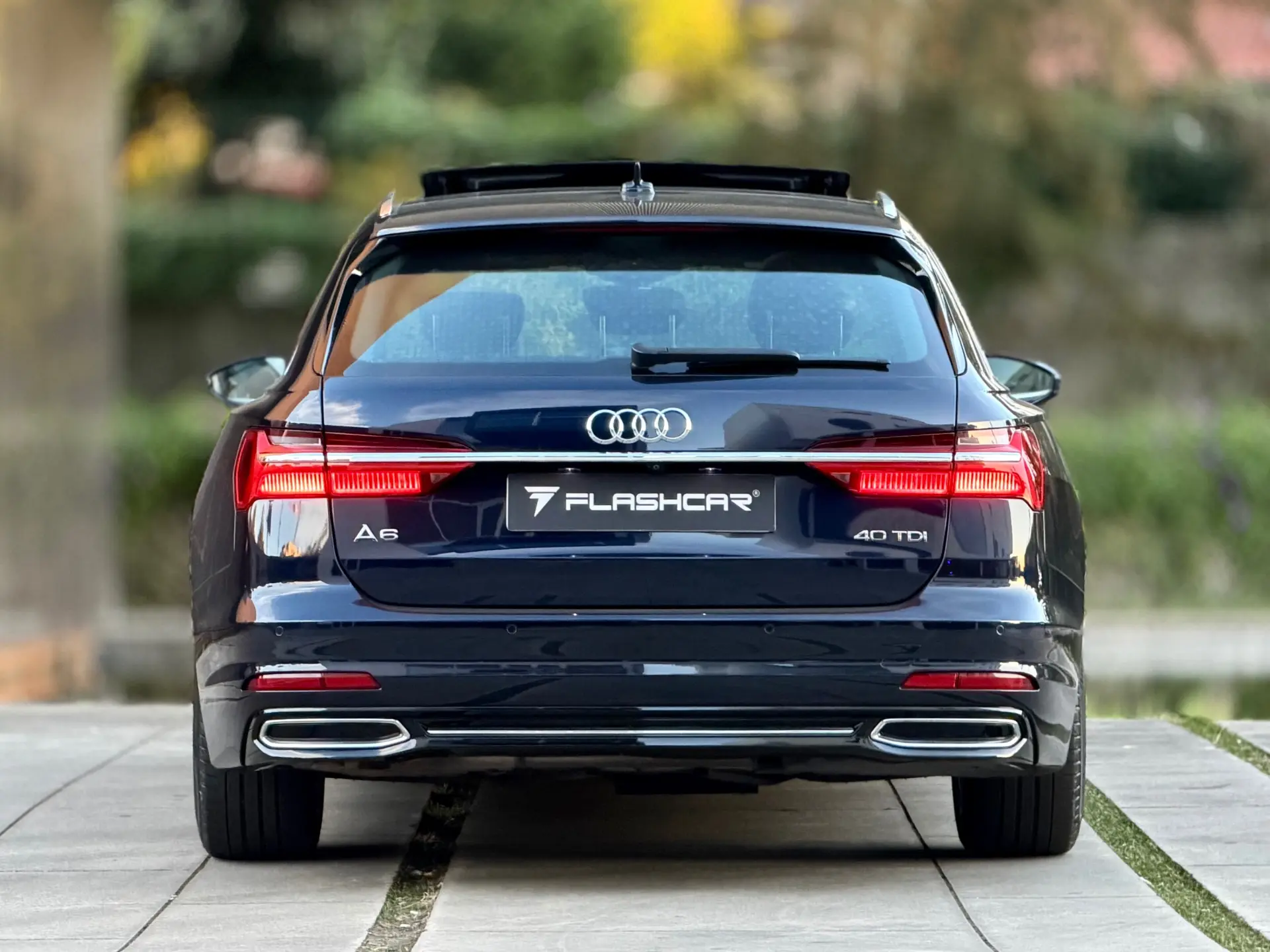 Audi A6 Avant 40 TDI S line S tronic 32