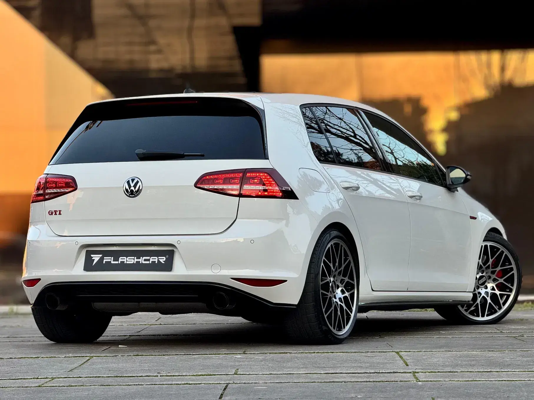 Volkswagen Golf 30
