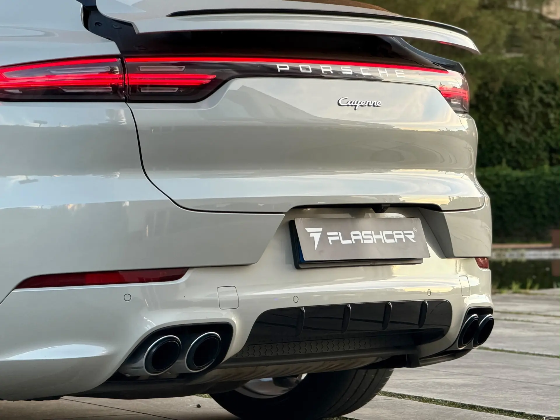 Porsche Cayenne Coupé E-Hybrid Platinum Edition 60