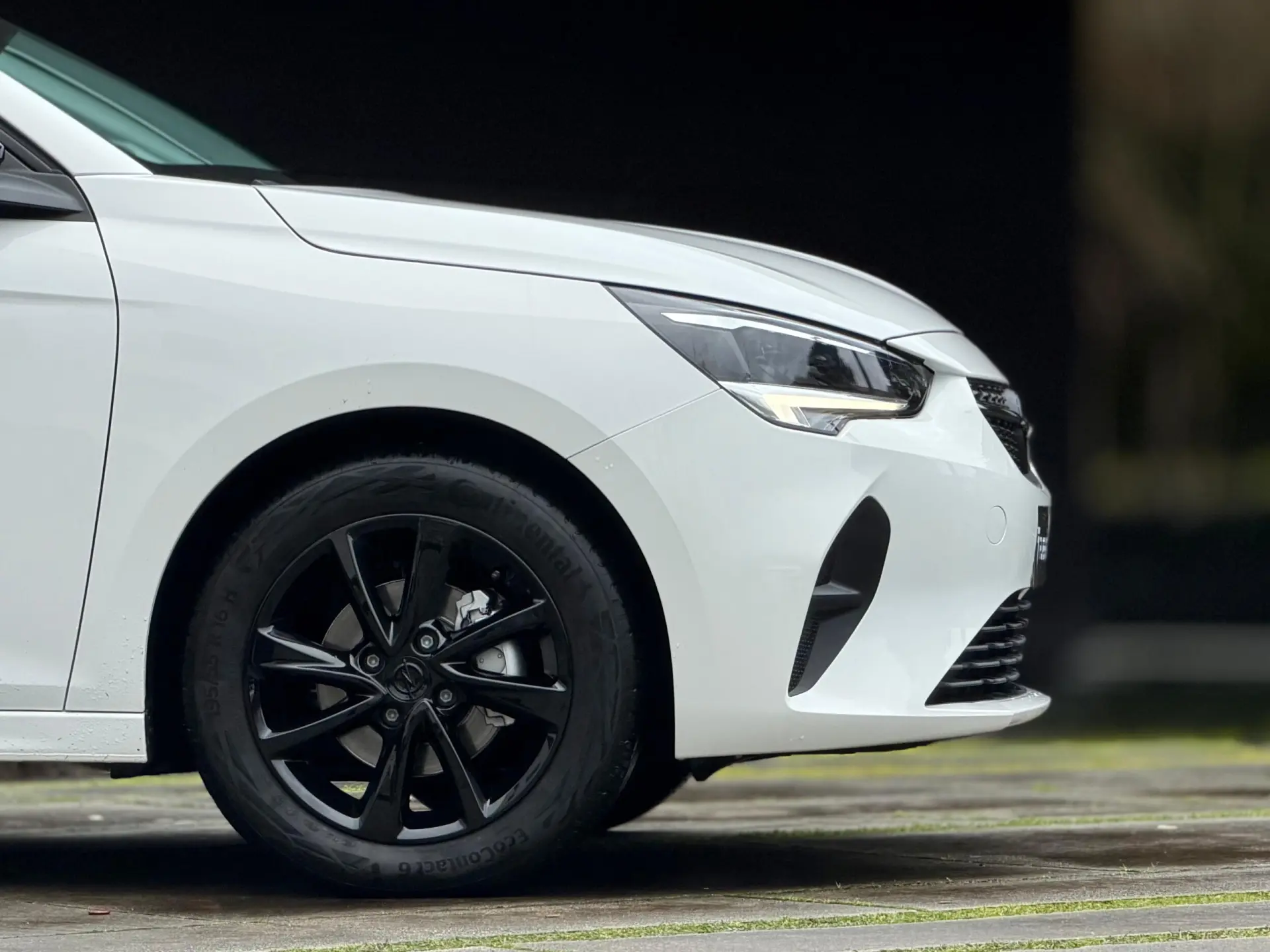 Opel Corsa 1.2 Edition 16