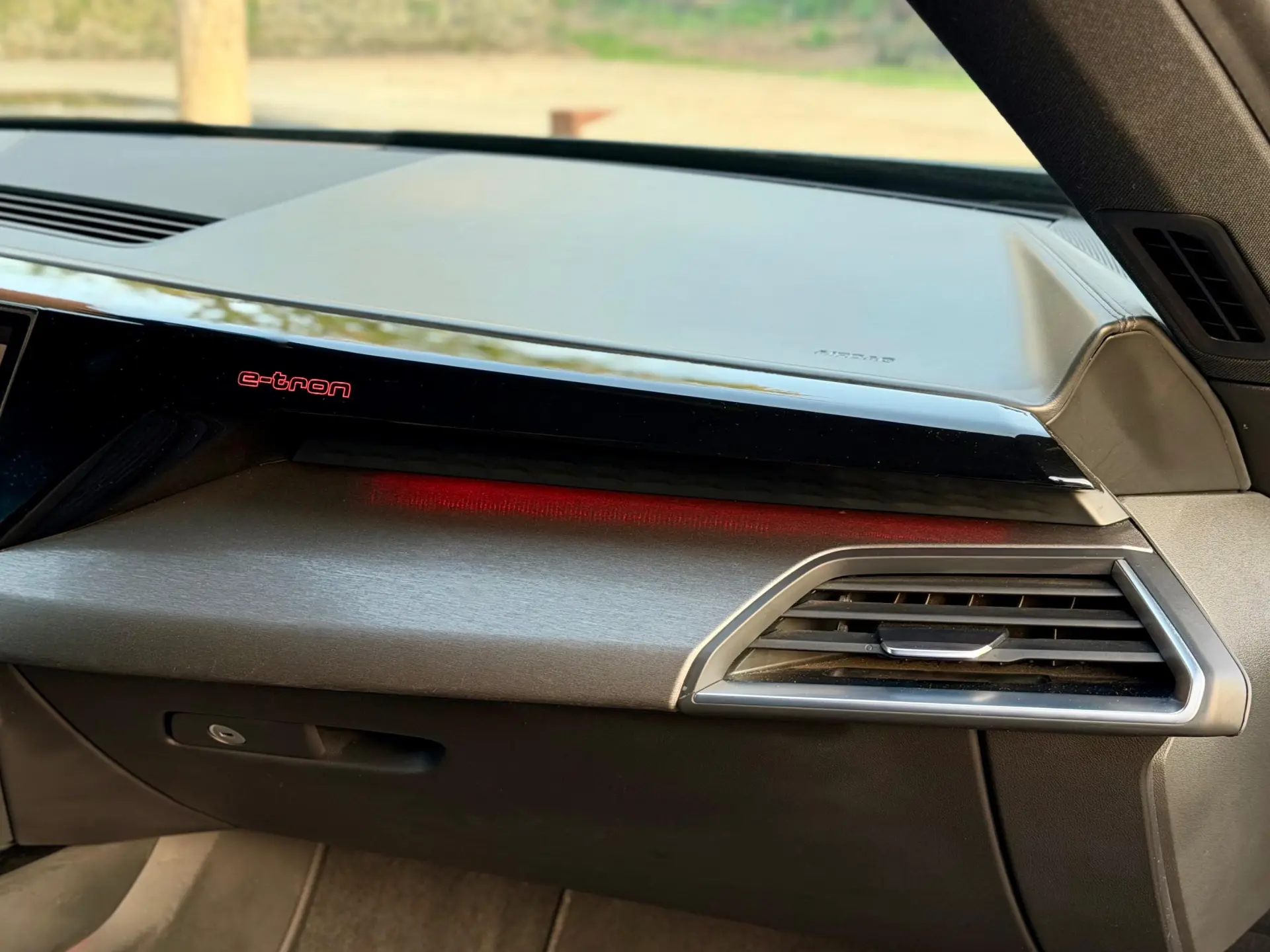 Audi e-tron GT quattro 38