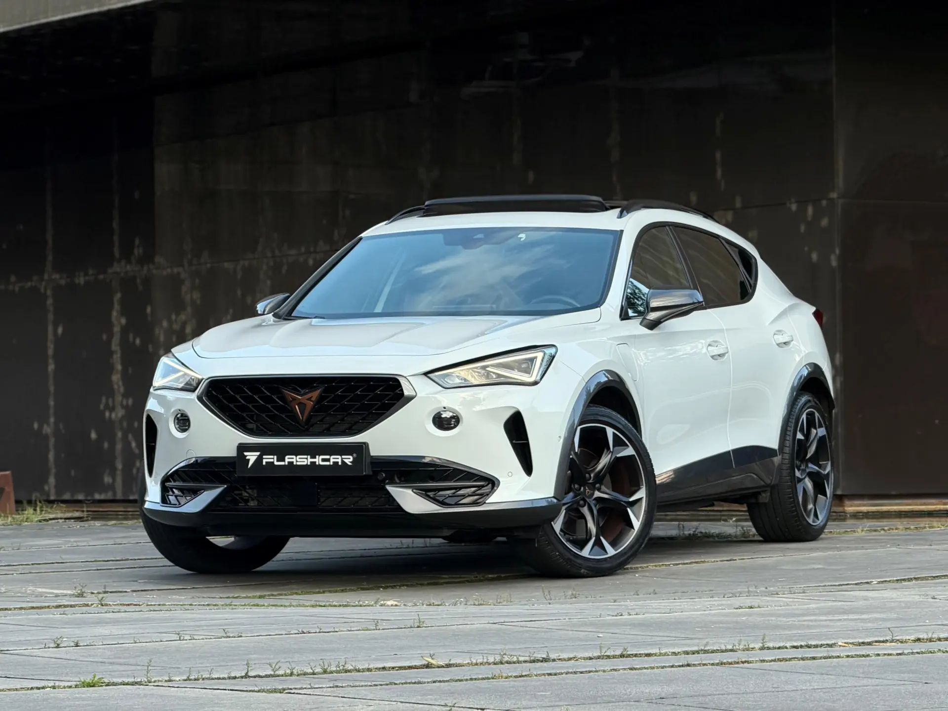 Cupra Formentor 1.4 e-Hybrid DSG VZ 5