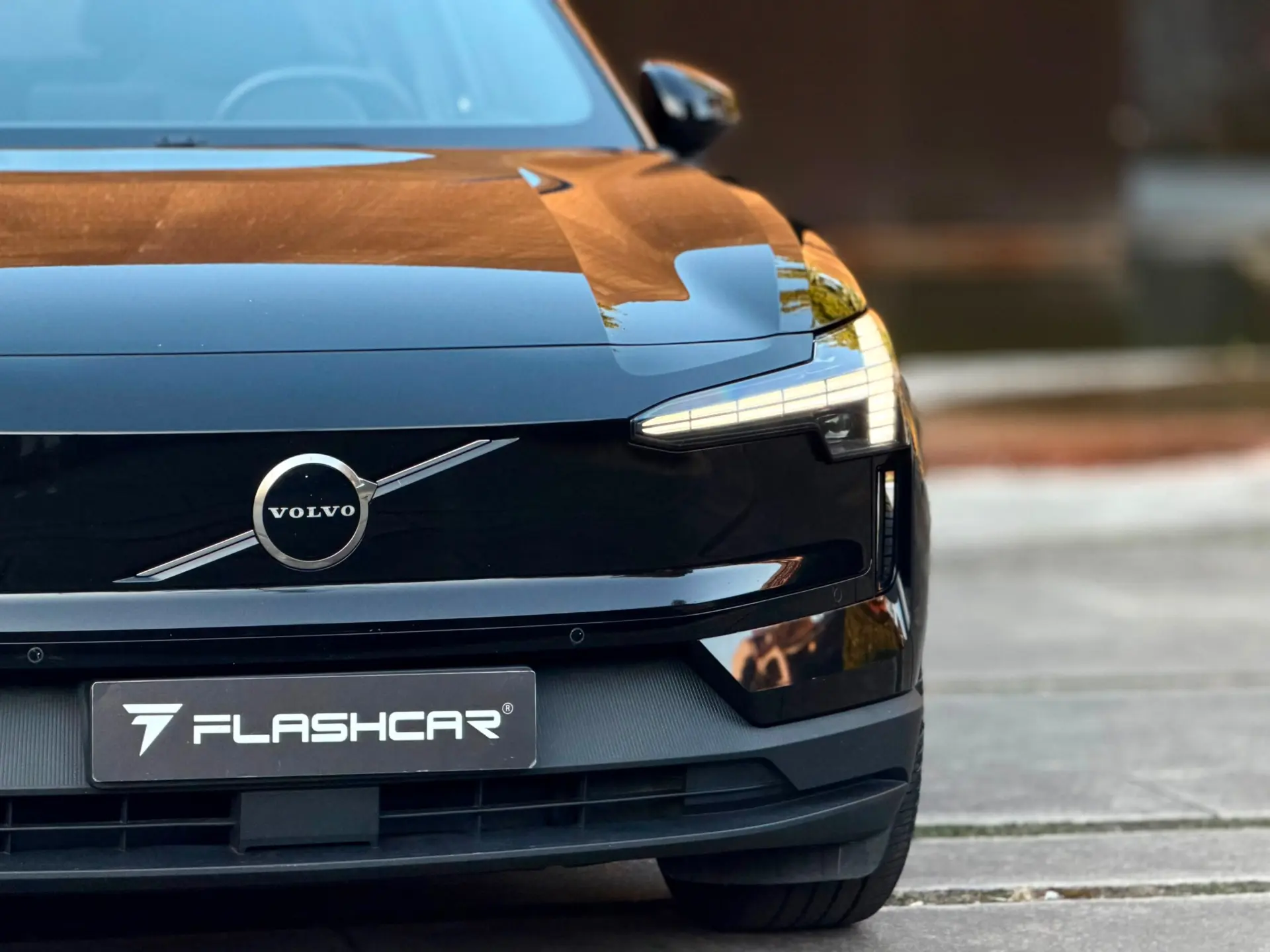 Volvo EX30 Twin Motor Performance AWD Plus 2