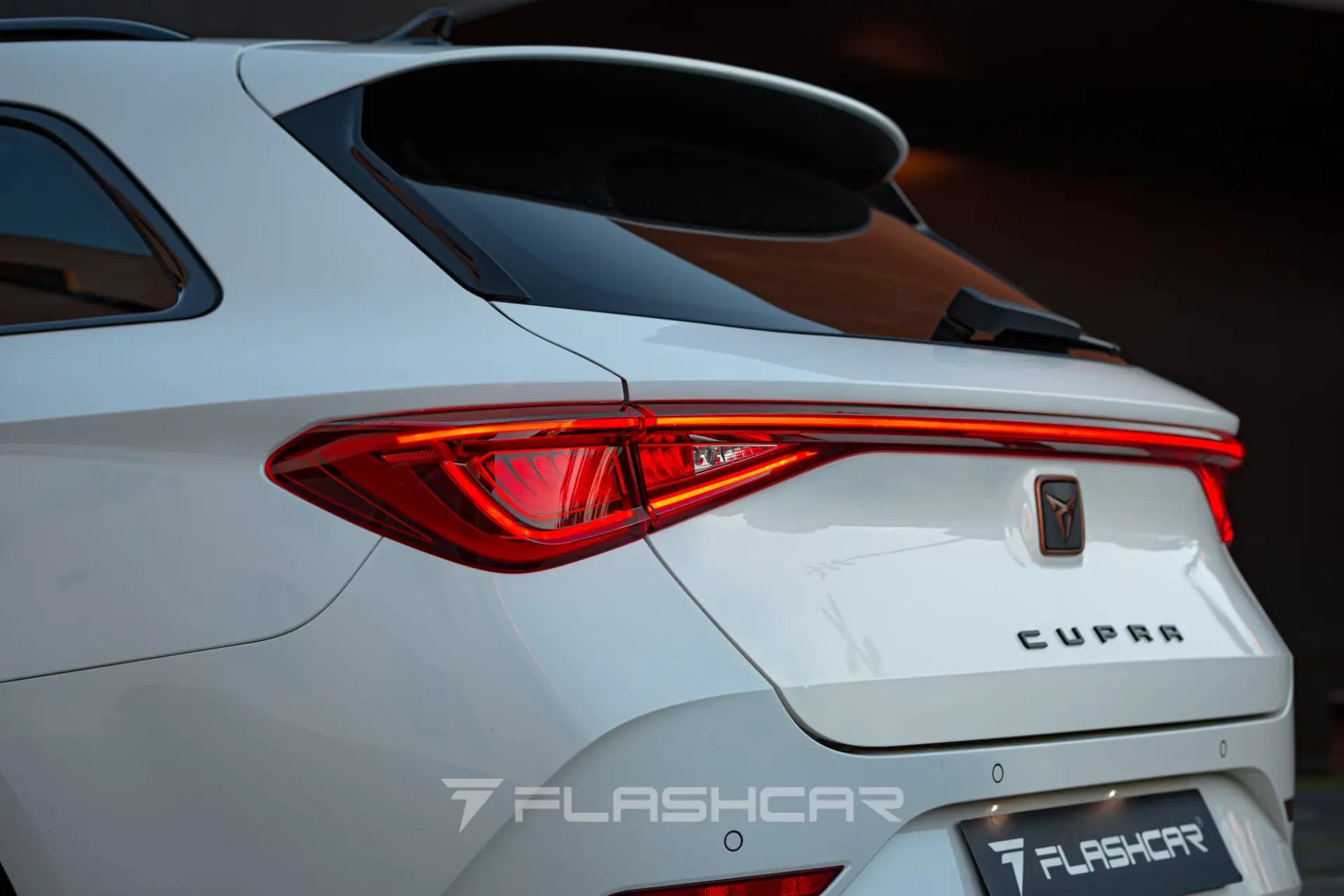 Cupra Leon ST 1.4 e-Hybrid VZ DSG 14