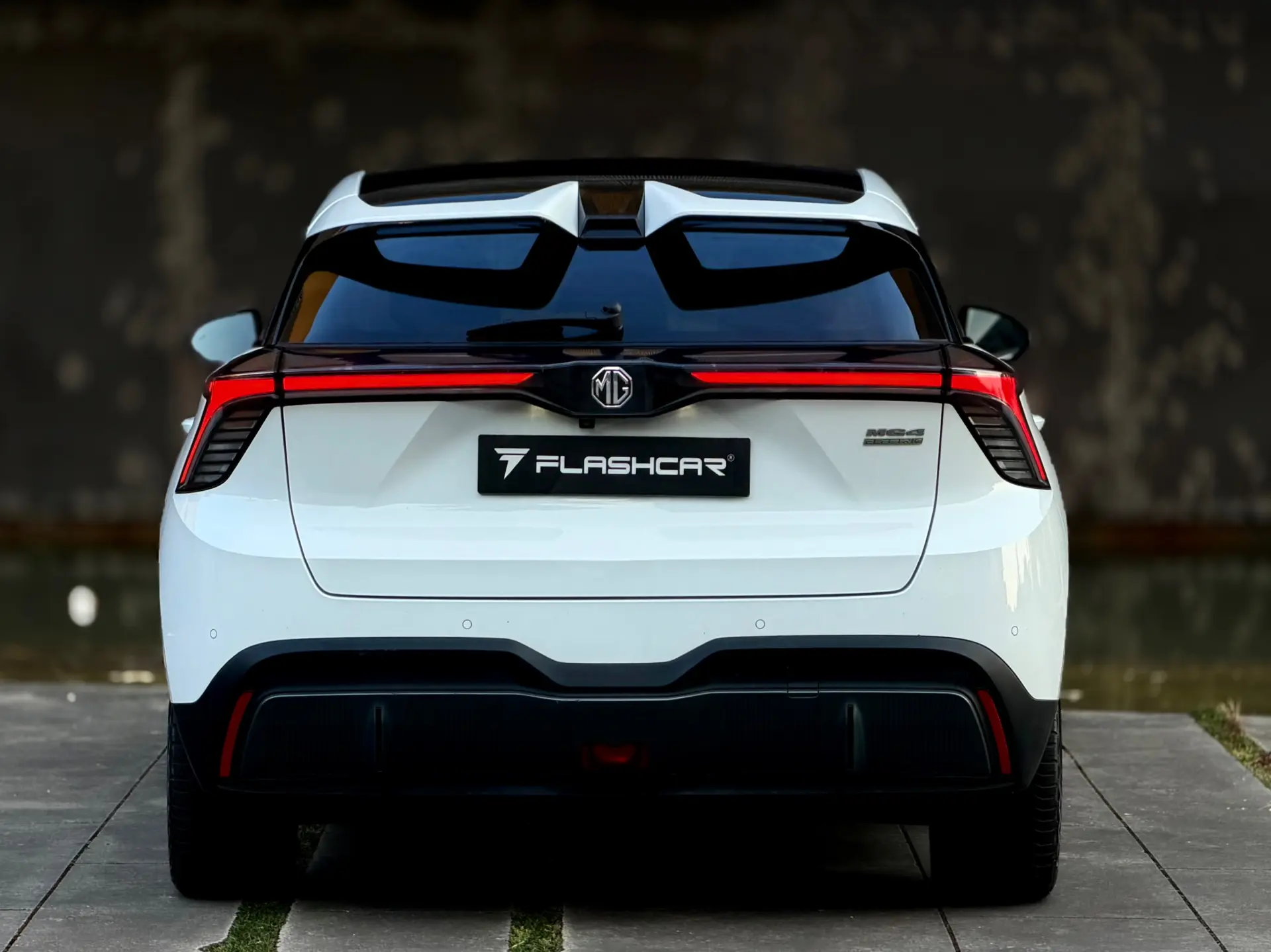 MG MG4 Trophy Ext Range 77 kWh 245 hp 13
