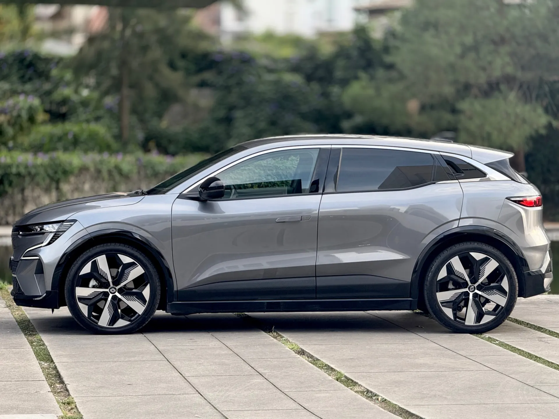 Renault Mégane E-Tech EV60 Techno Autonomia Conforto 3