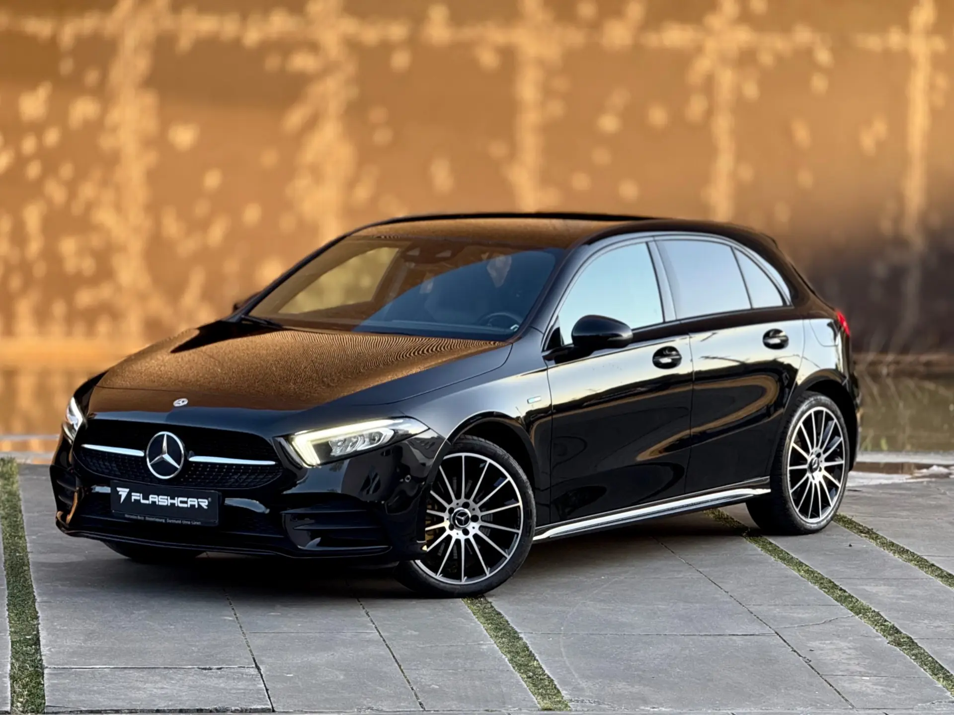 Mercedes-Benz A 250 e 8G-DCT Edition AMG Line 16