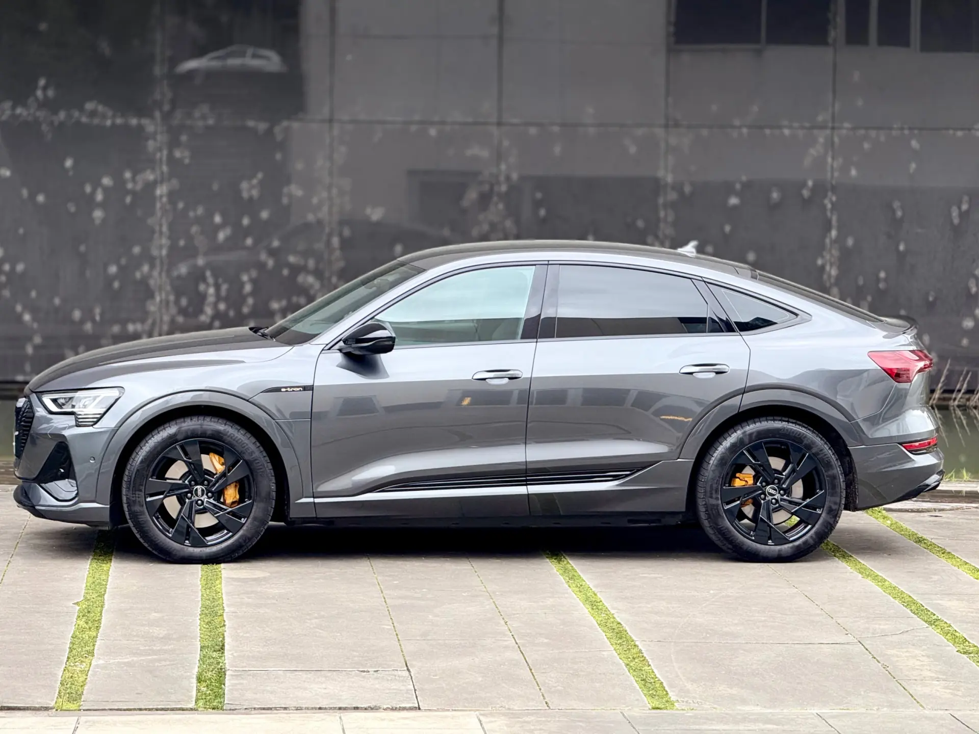 Audi e-tron Sportback 55 quattro S line 3