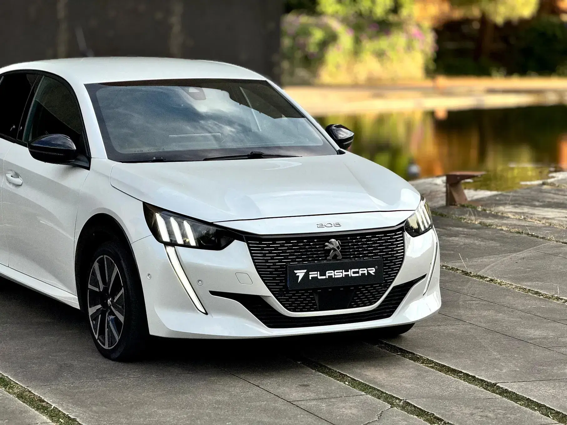 Peugeot 208 GT 18