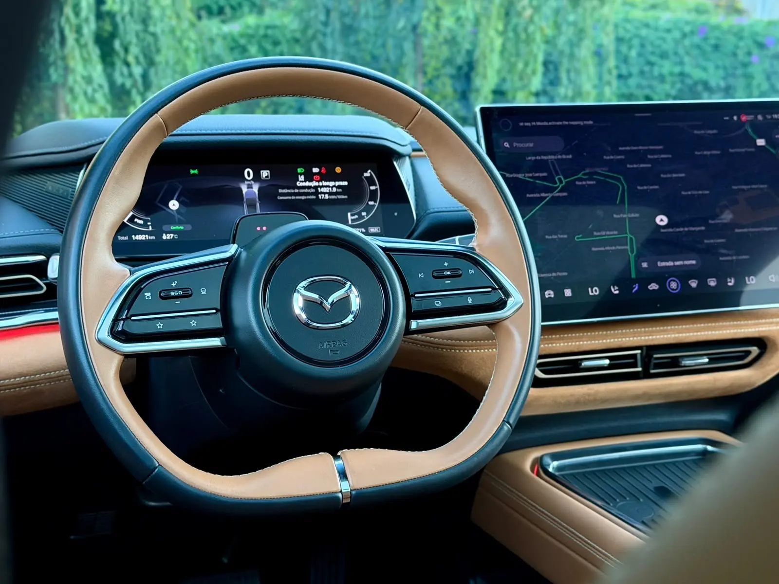 Mazda 6e 68.8 kWh Takumi Plus 32