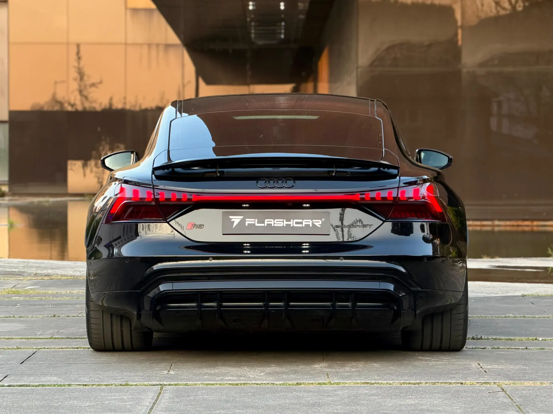 Audi e-tron GT quattro 27