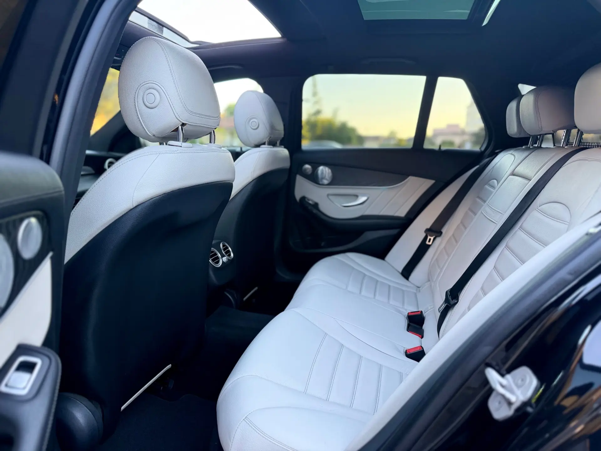 Mercedes-Benz C 250 d 4Matic Station 9G-TRONIC AMG Line 5