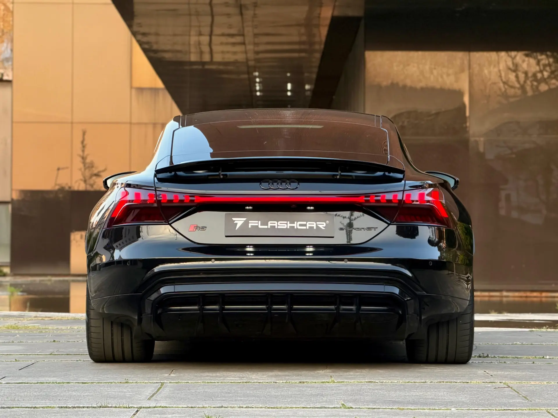 Audi e-tron GT quattro 9