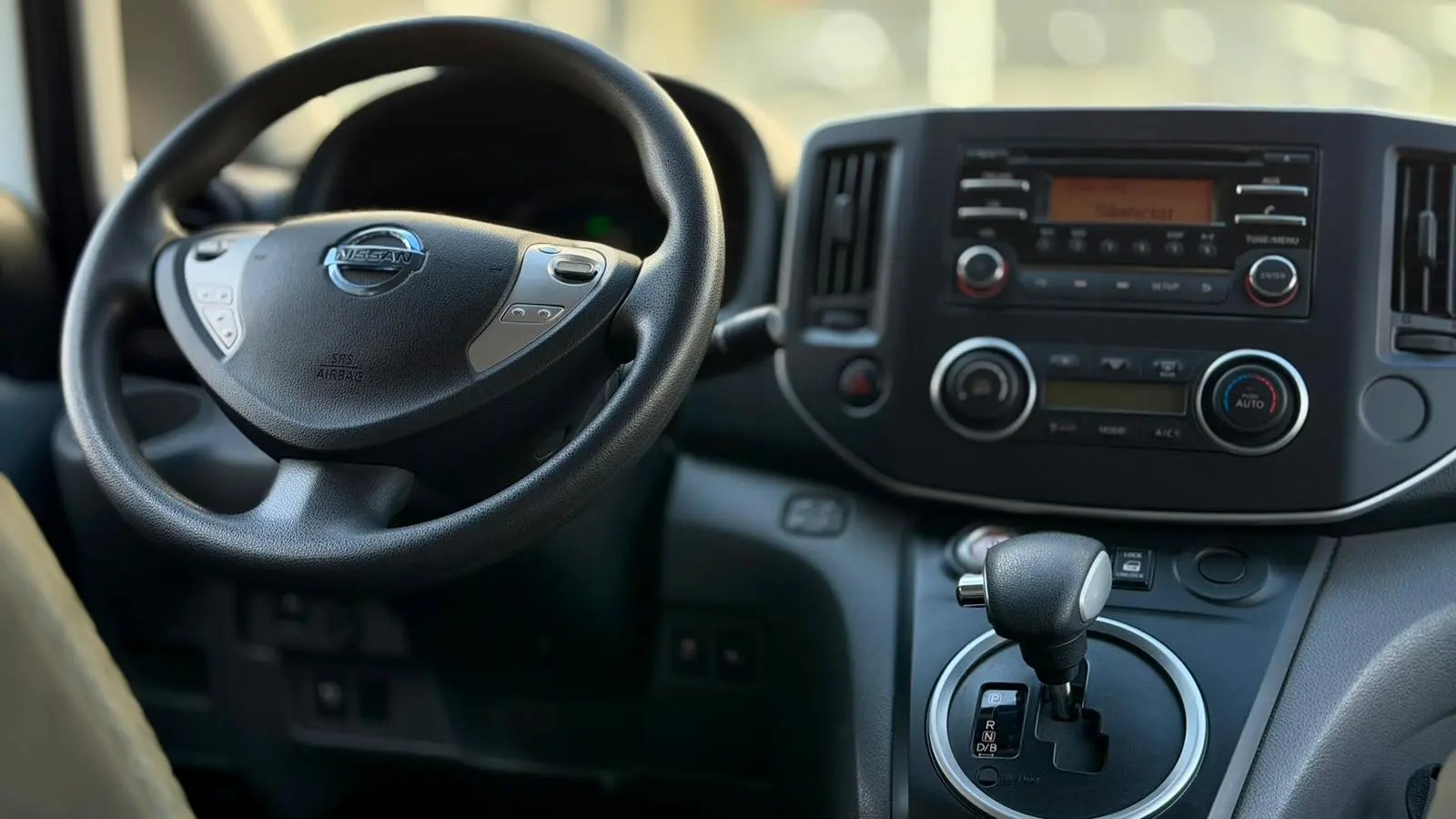 Nissan e-NV200 Combi 5L Comfort 2 Portas 23