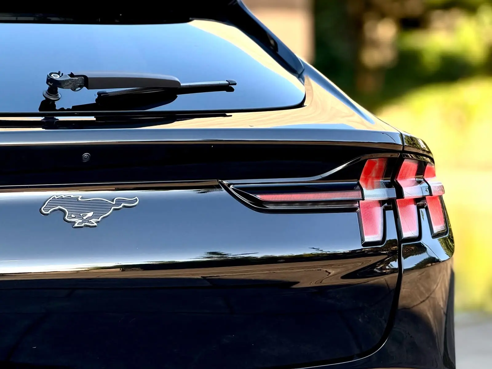 Ford Mustang Mach-E 75.7 kWh AWD RSK 9