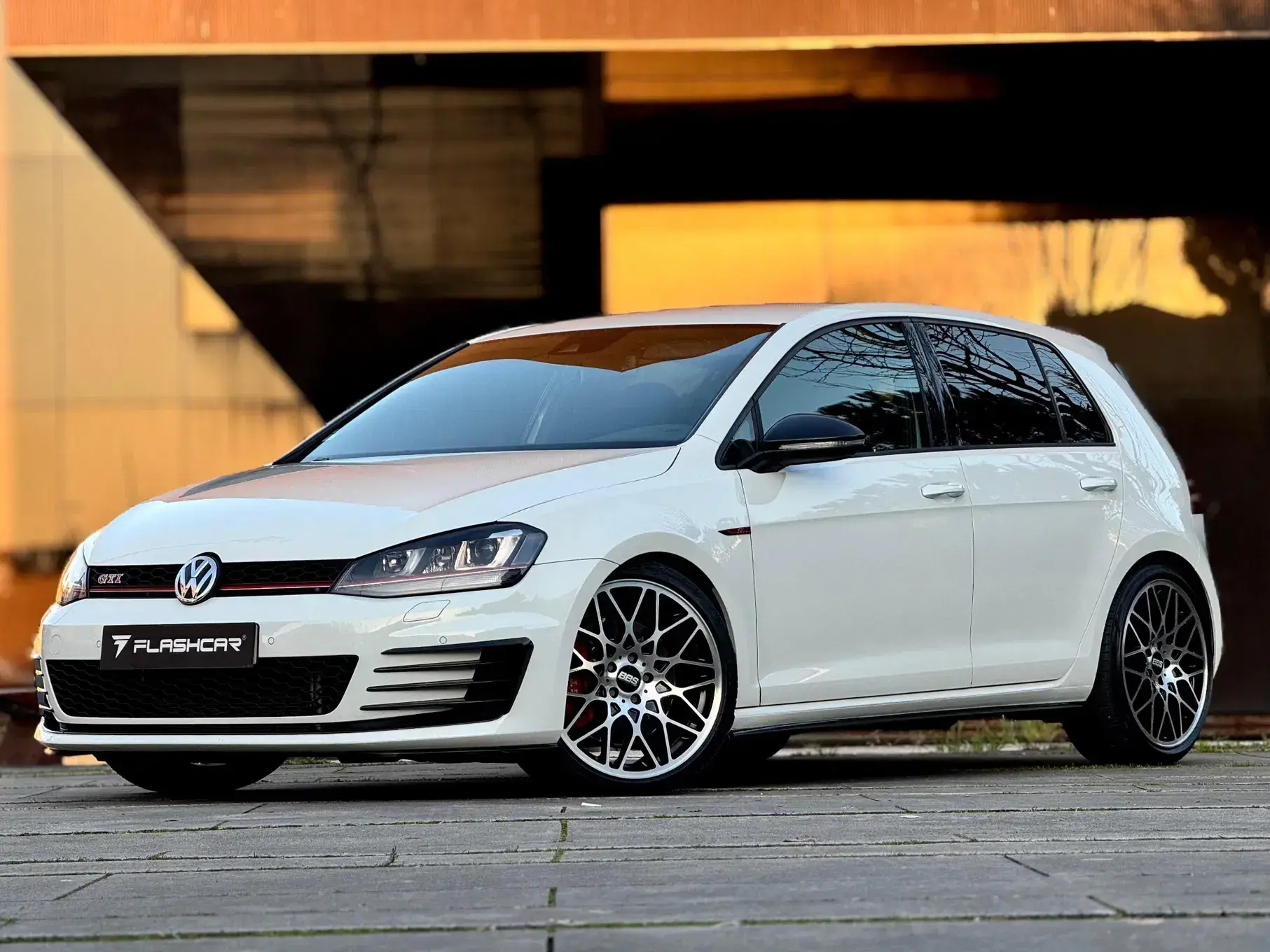 Volkswagen Golf 31