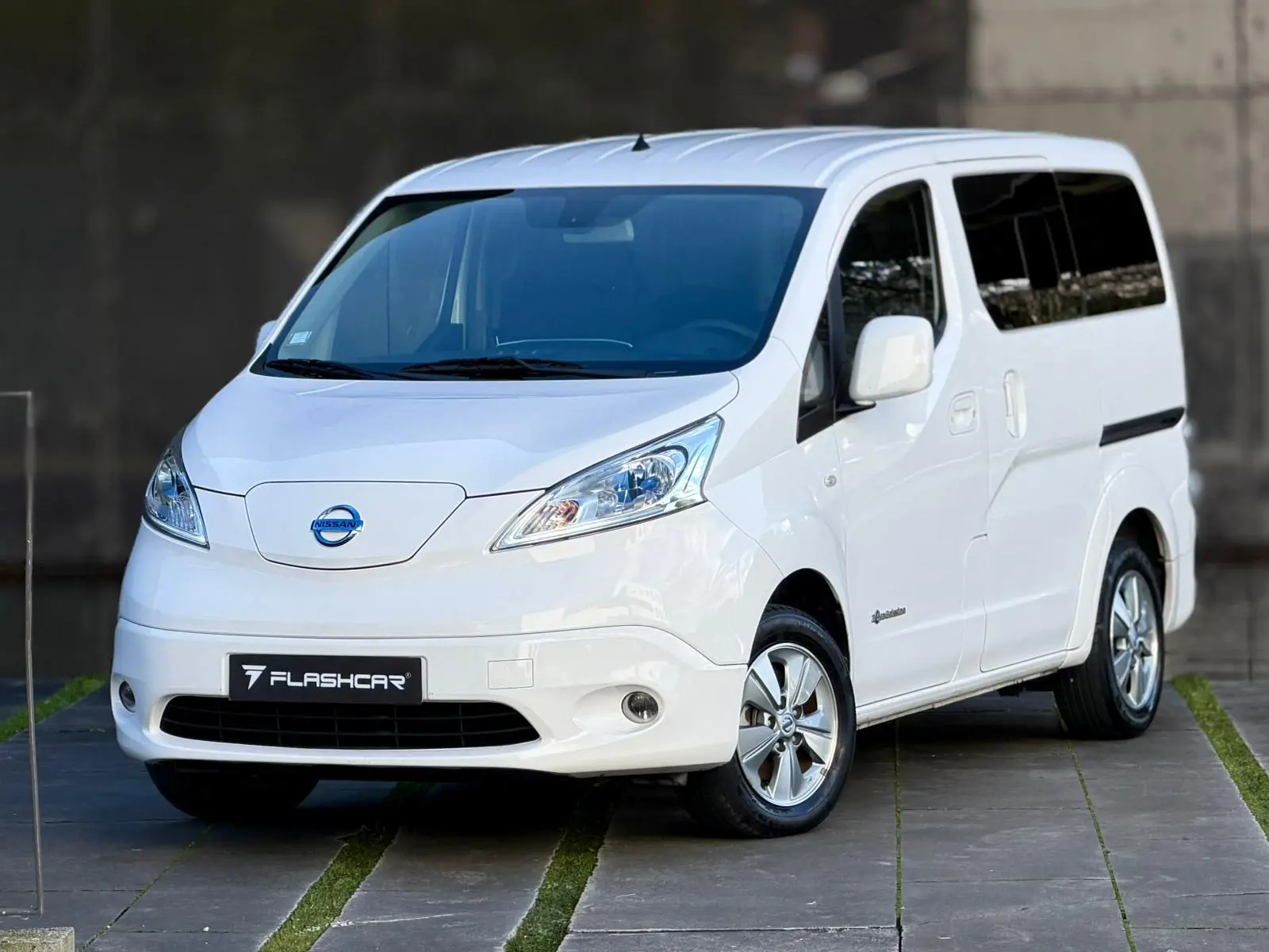 Nissan e-NV200 Combi 5L Comfort 2 Portas 26