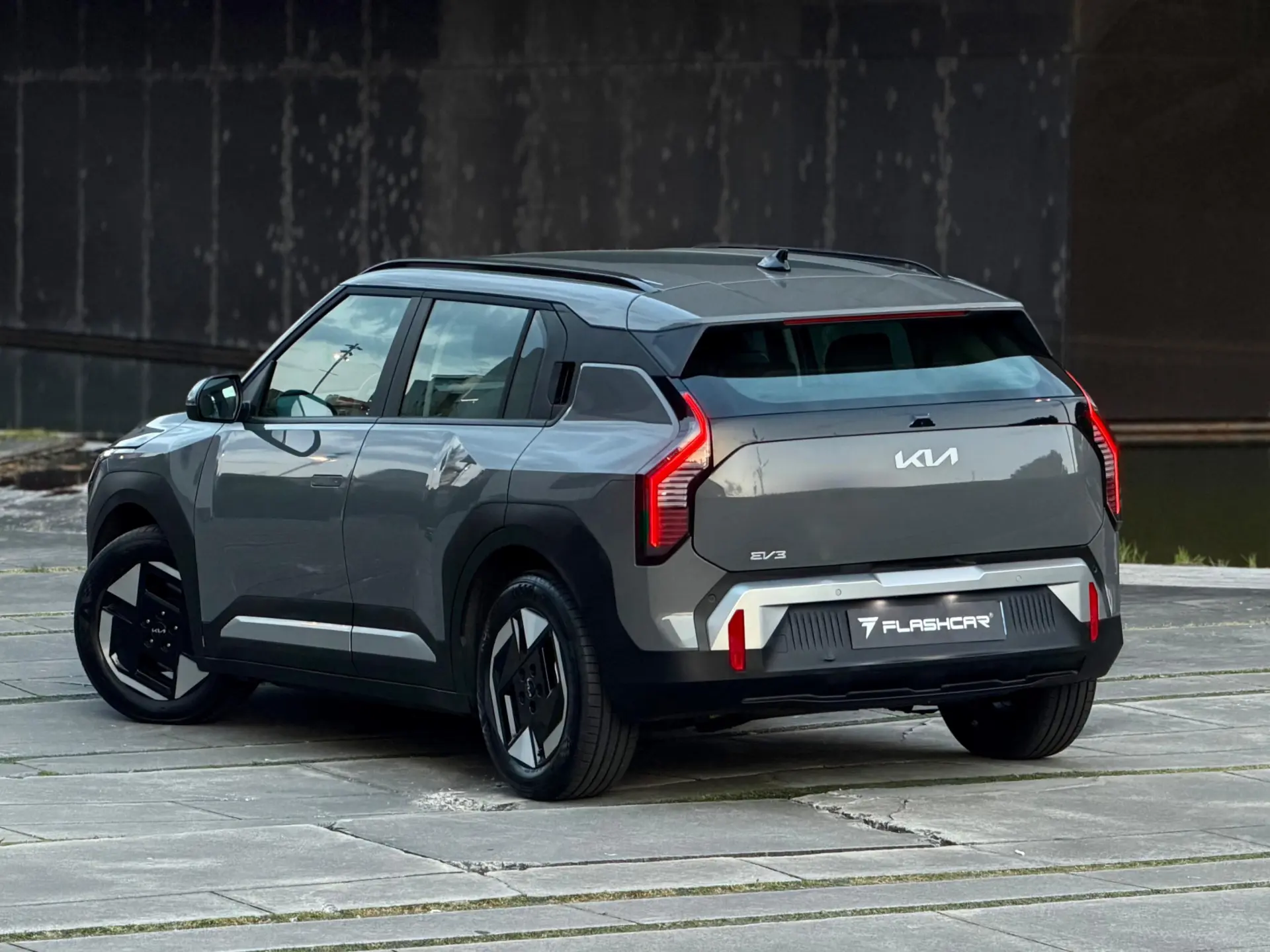 Kia EV3 81,4-kWh FWD Air 24