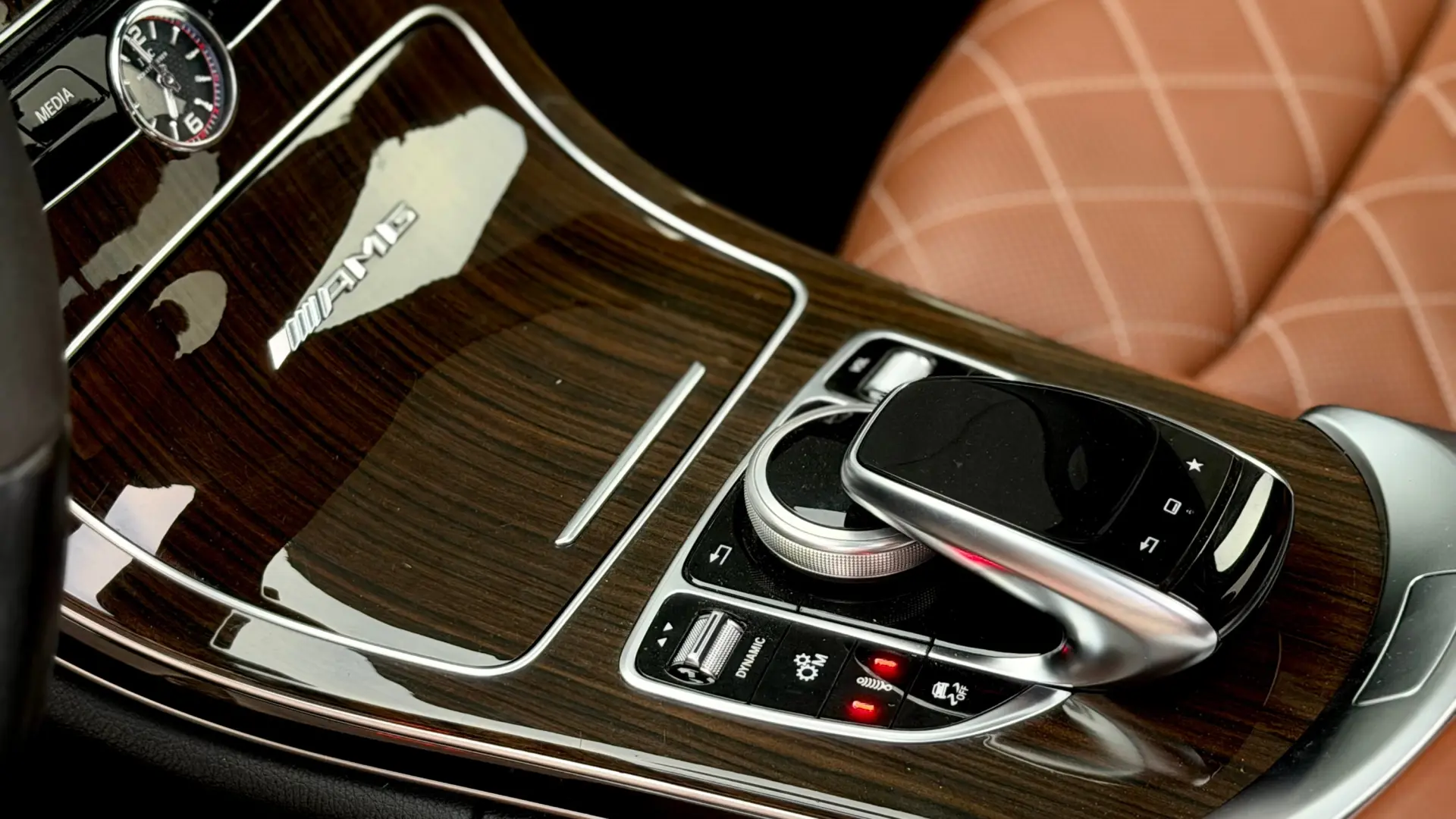 Mercedes-Benz C 63 AMG S 33