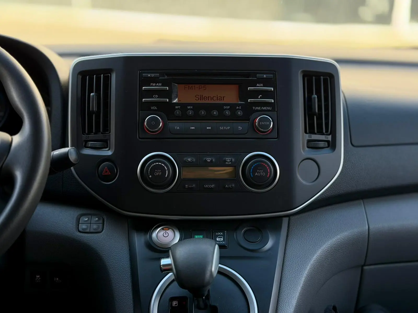 Nissan e-NV200 Combi 5L Comfort 2 Portas 27