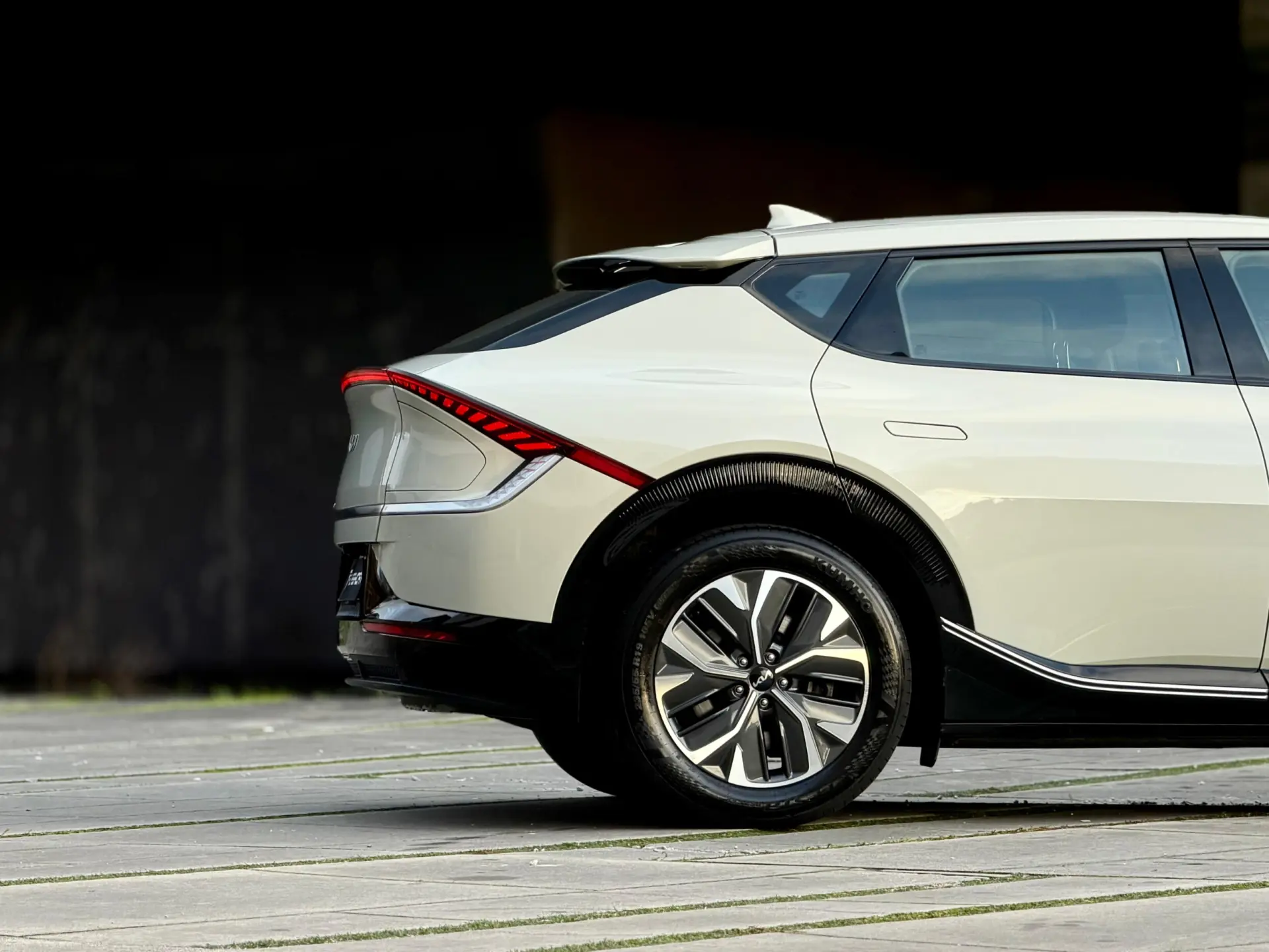 Kia EV6 77.4 kWh Tech 52