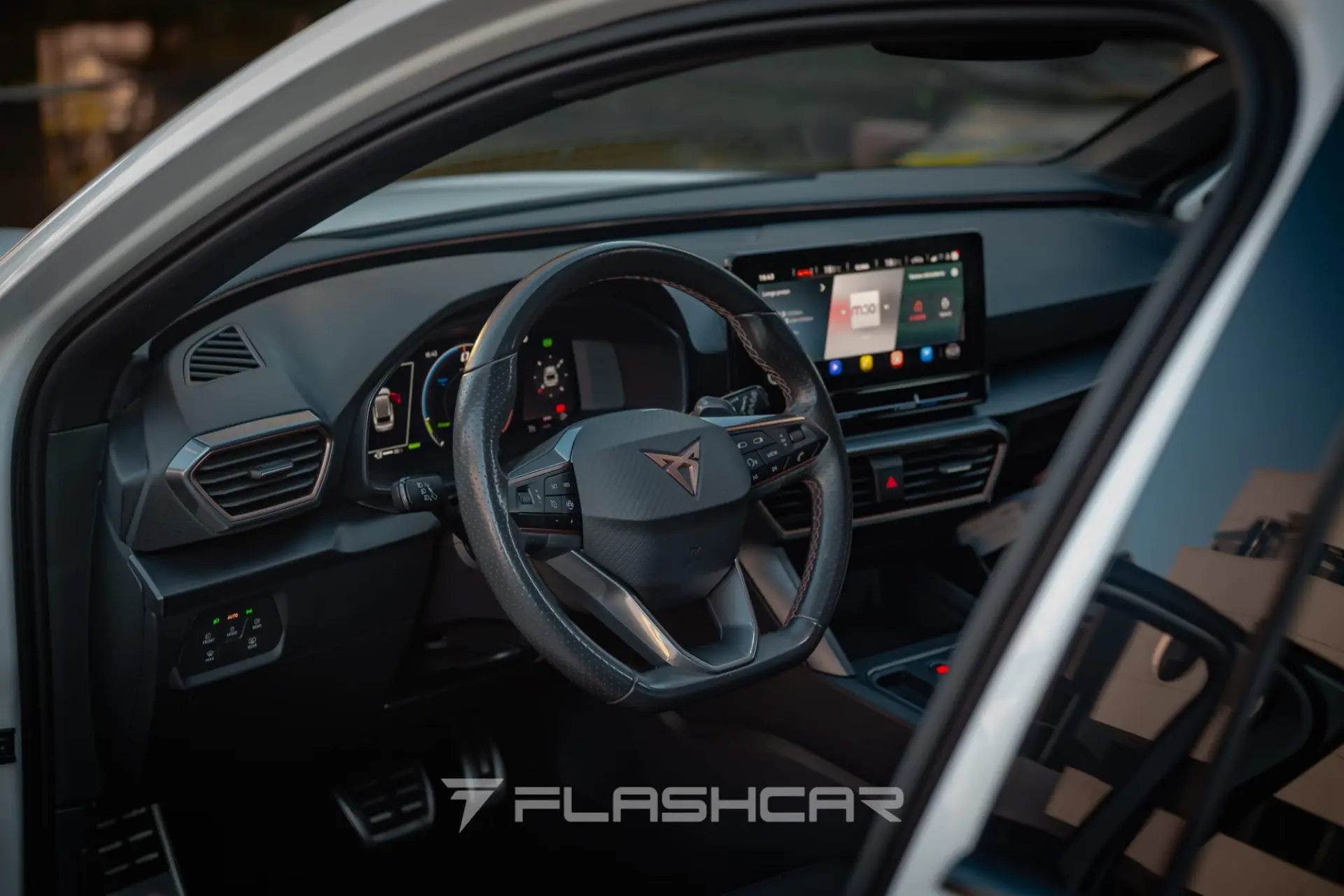 Cupra Leon ST 1.4 e-Hybrid VZ DSG 42