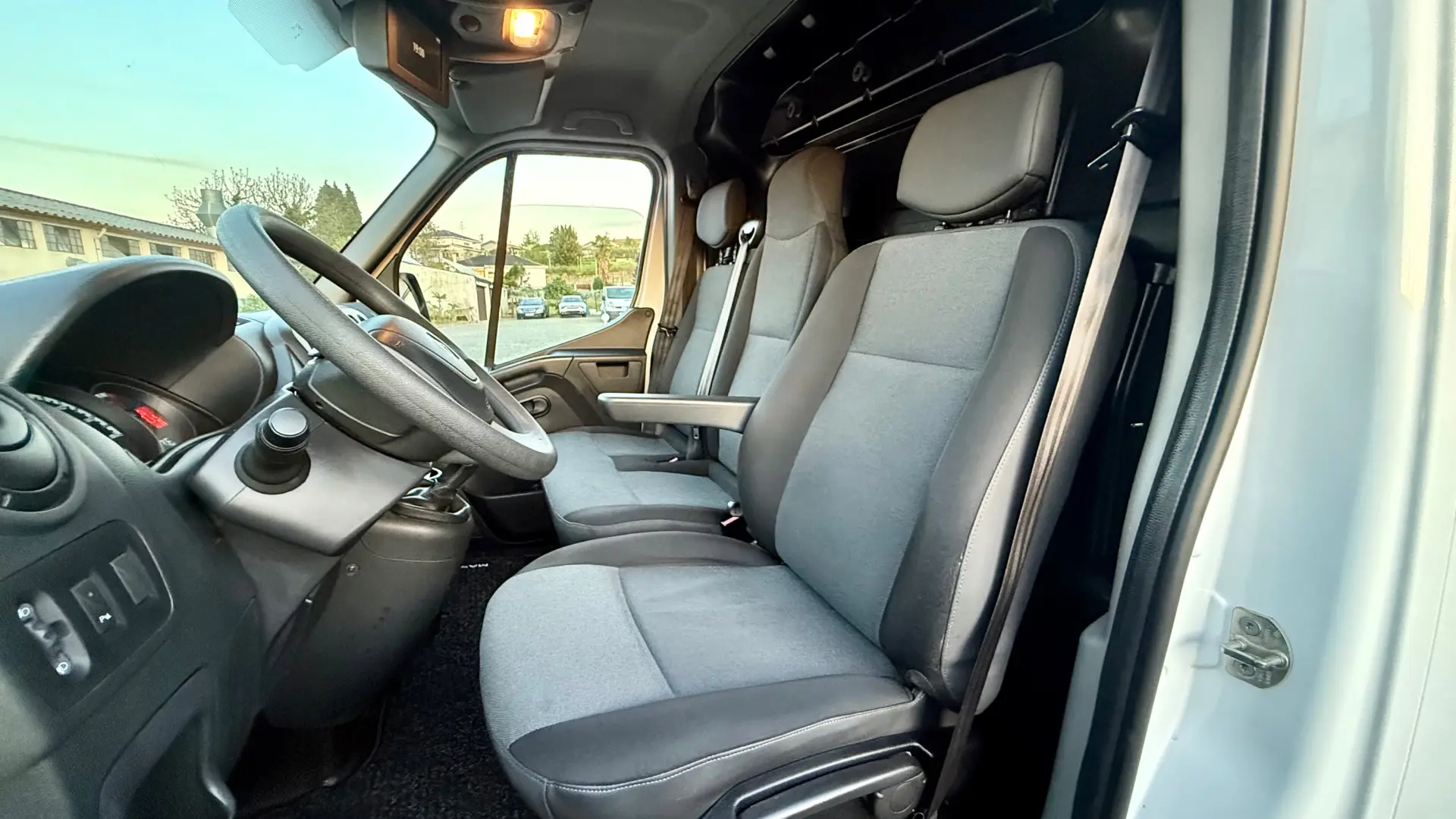 Renault Master E-Tech L2H2 3T5 Advance Autonomia Urbana 6