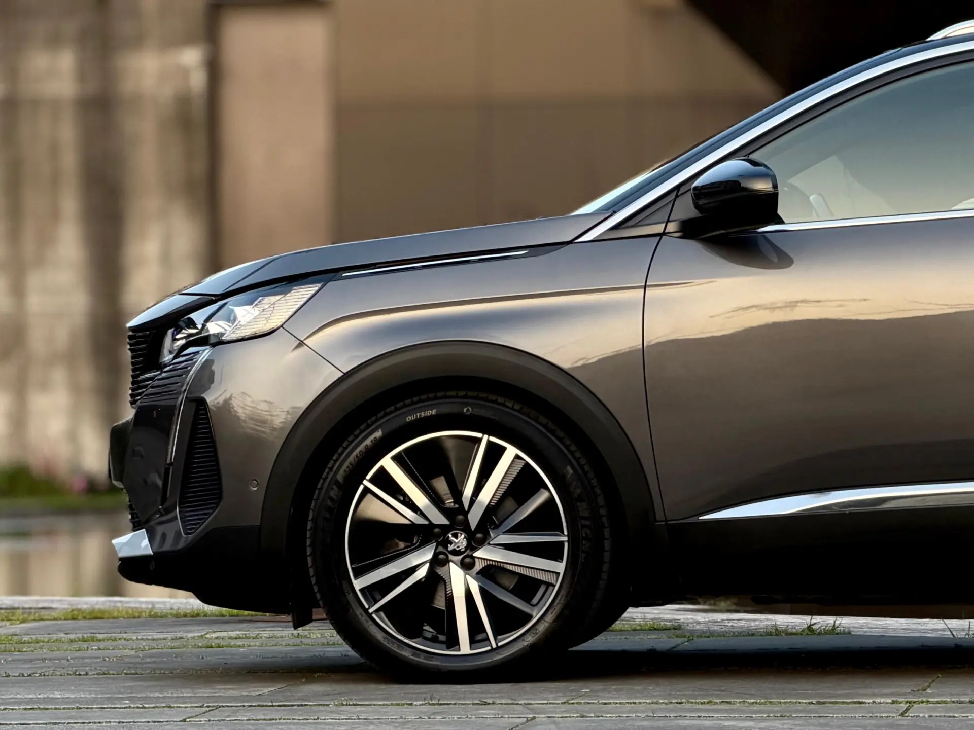 Peugeot 3008 1.6 Hybrid4 GT Line e-EAT8 12