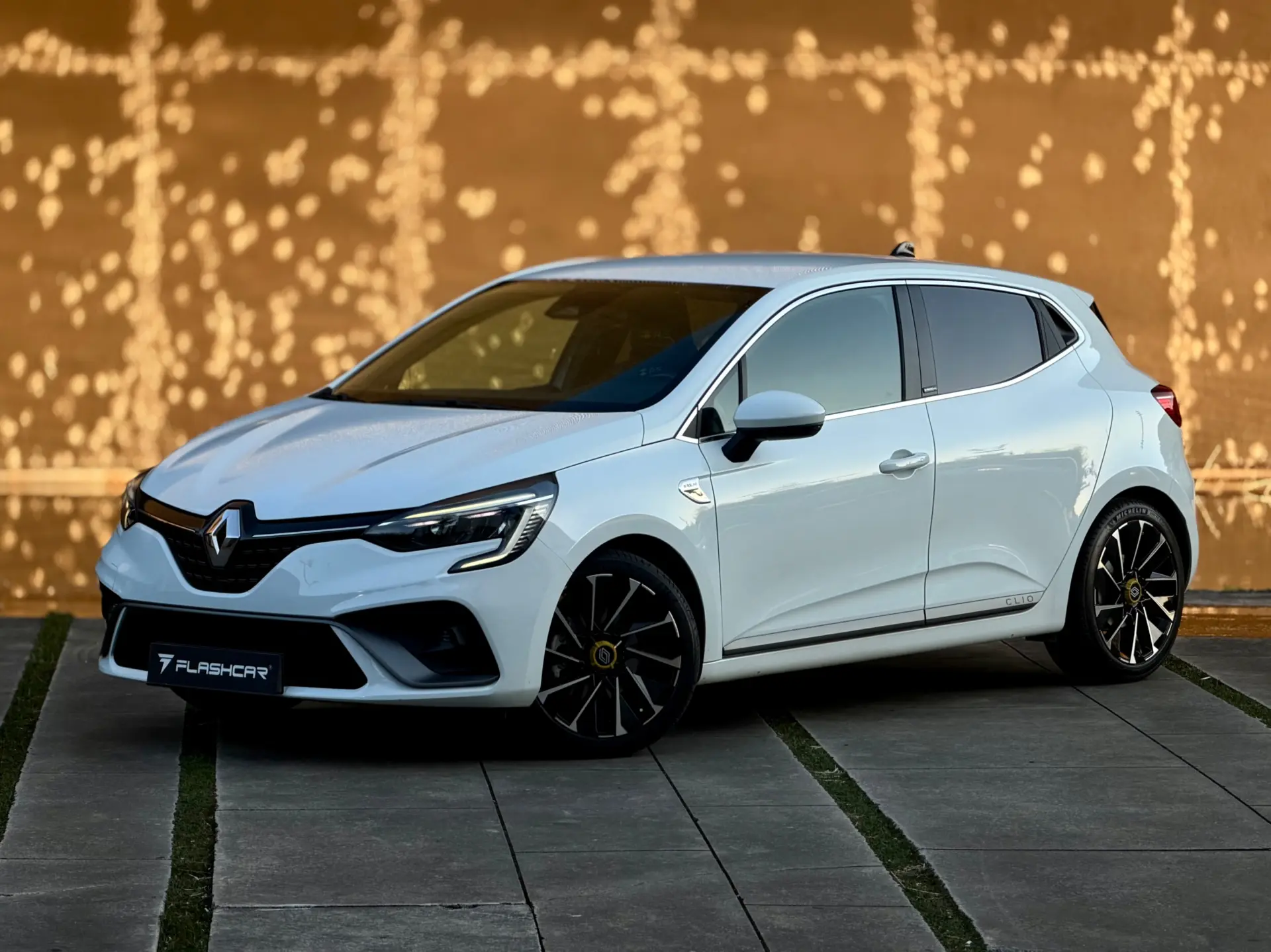 Renault Clio E.tech Hubrid RS-line 4