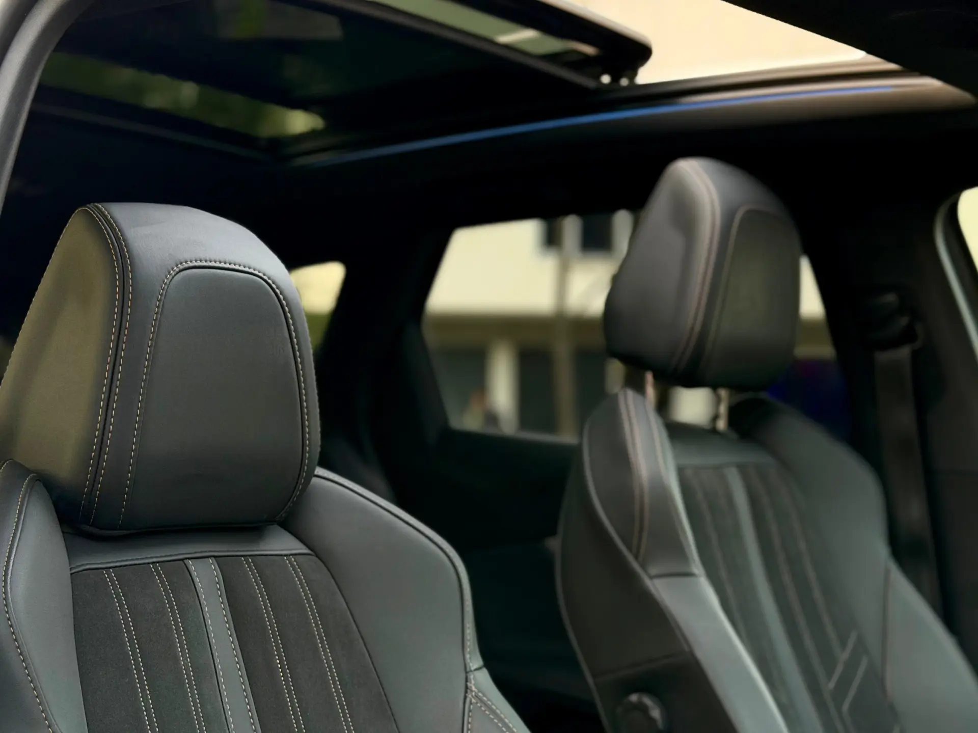 Peugeot 3008 1.6 Hybrid4 GT Line e-EAT8 15