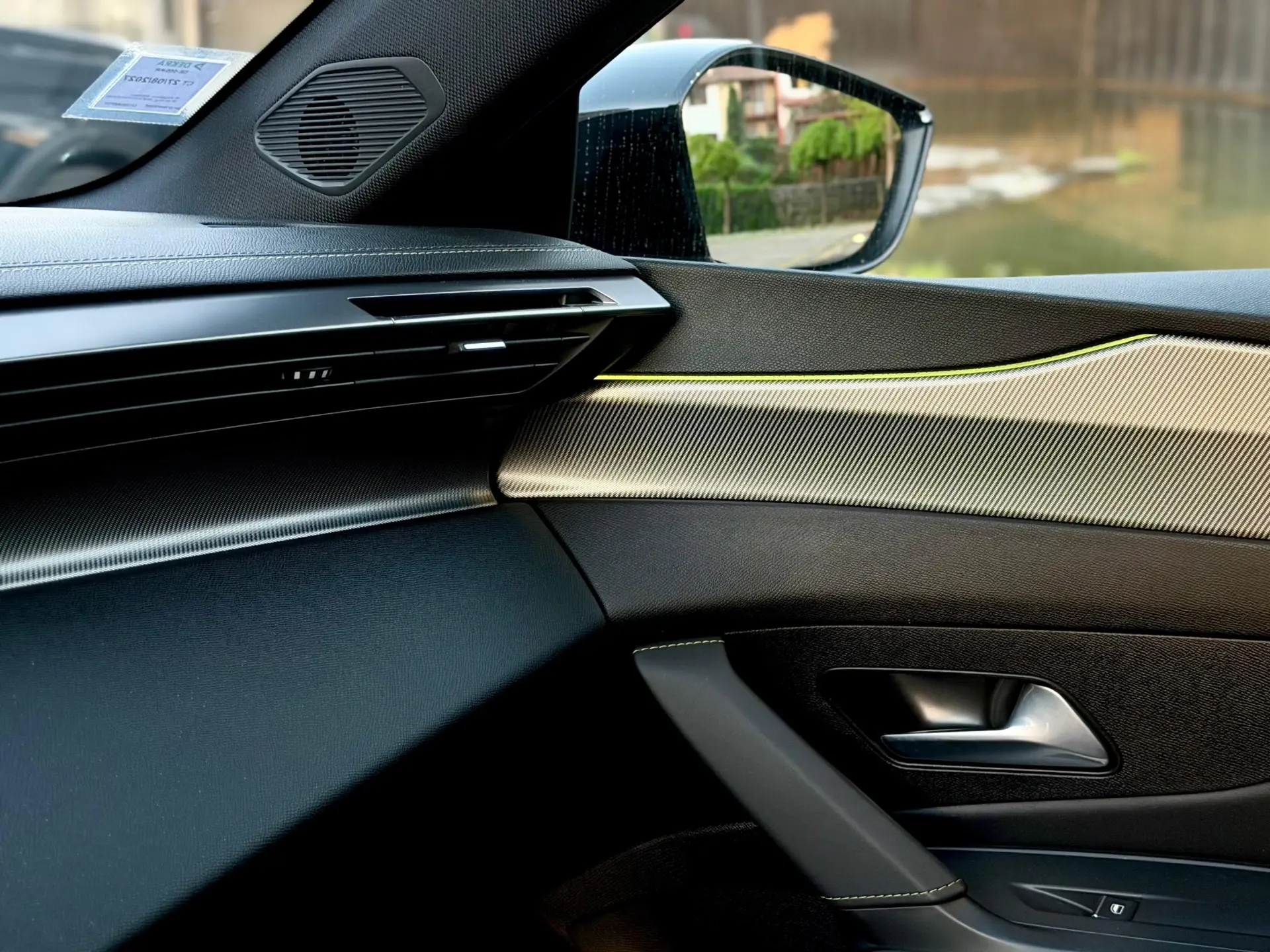 Peugeot 308 1.6 Hybrid GT Pack e-EAT8 37