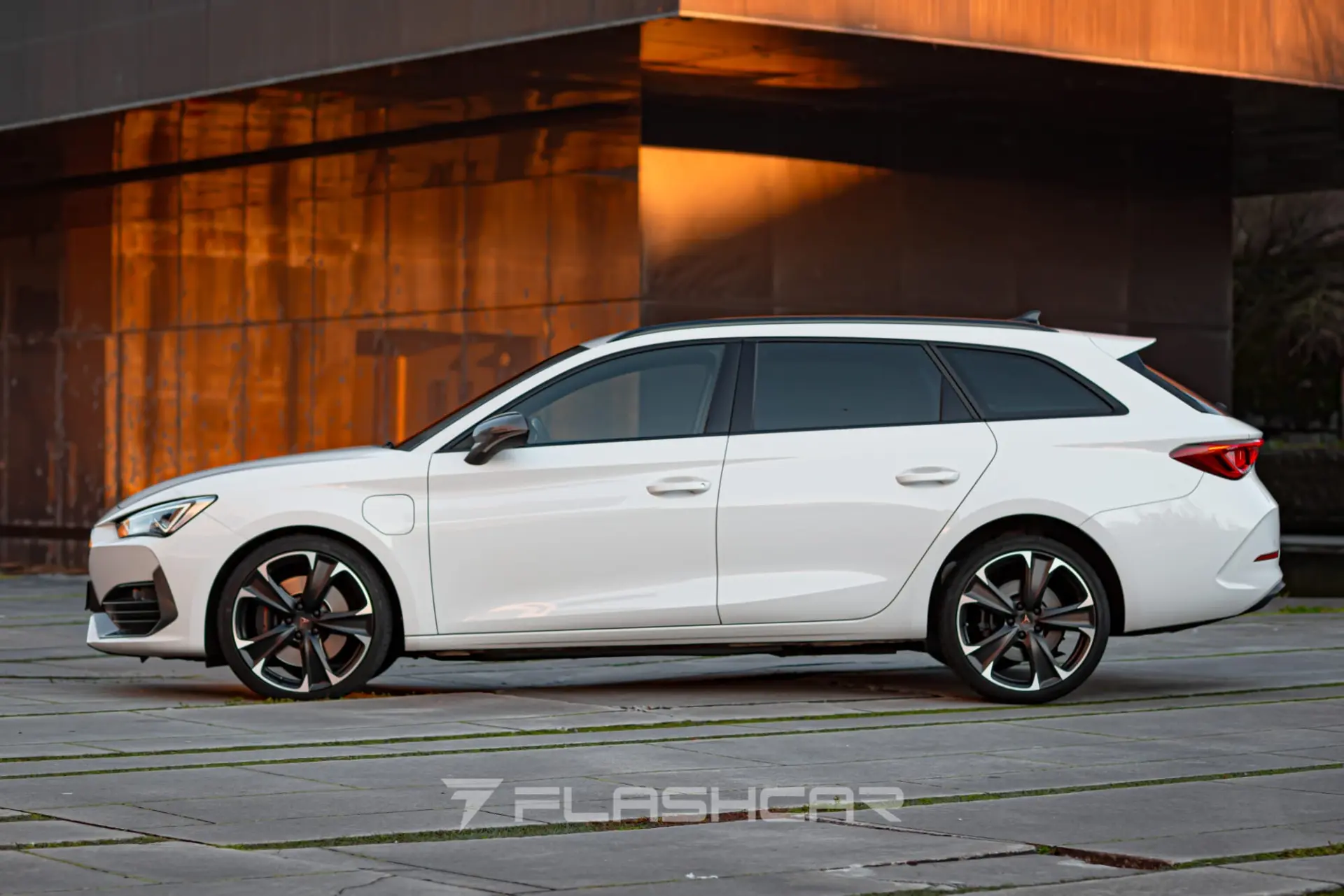 Cupra Leon ST 1.4 e-Hybrid VZ DSG 31