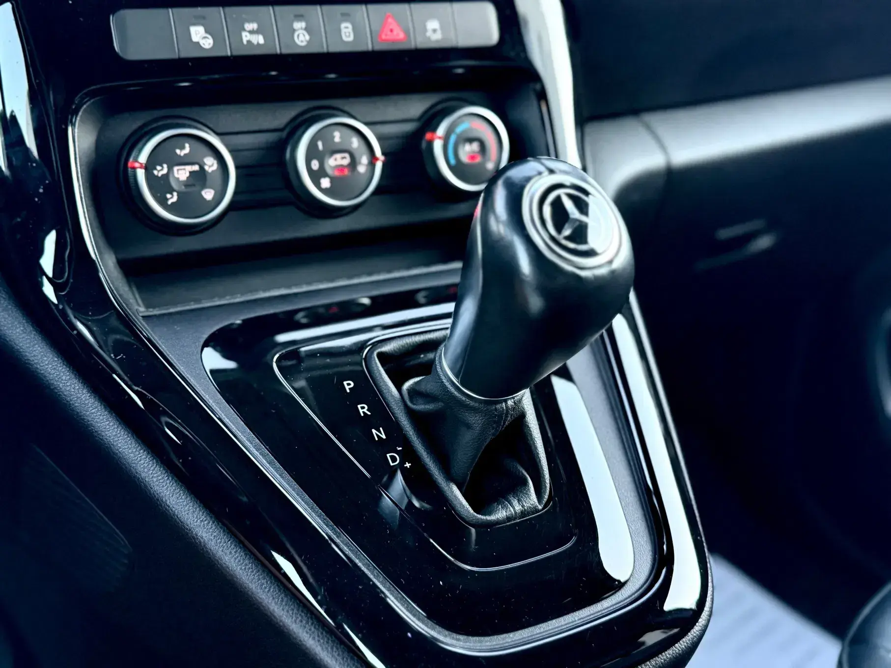 Mercedes-Benz T 180 Outro 19