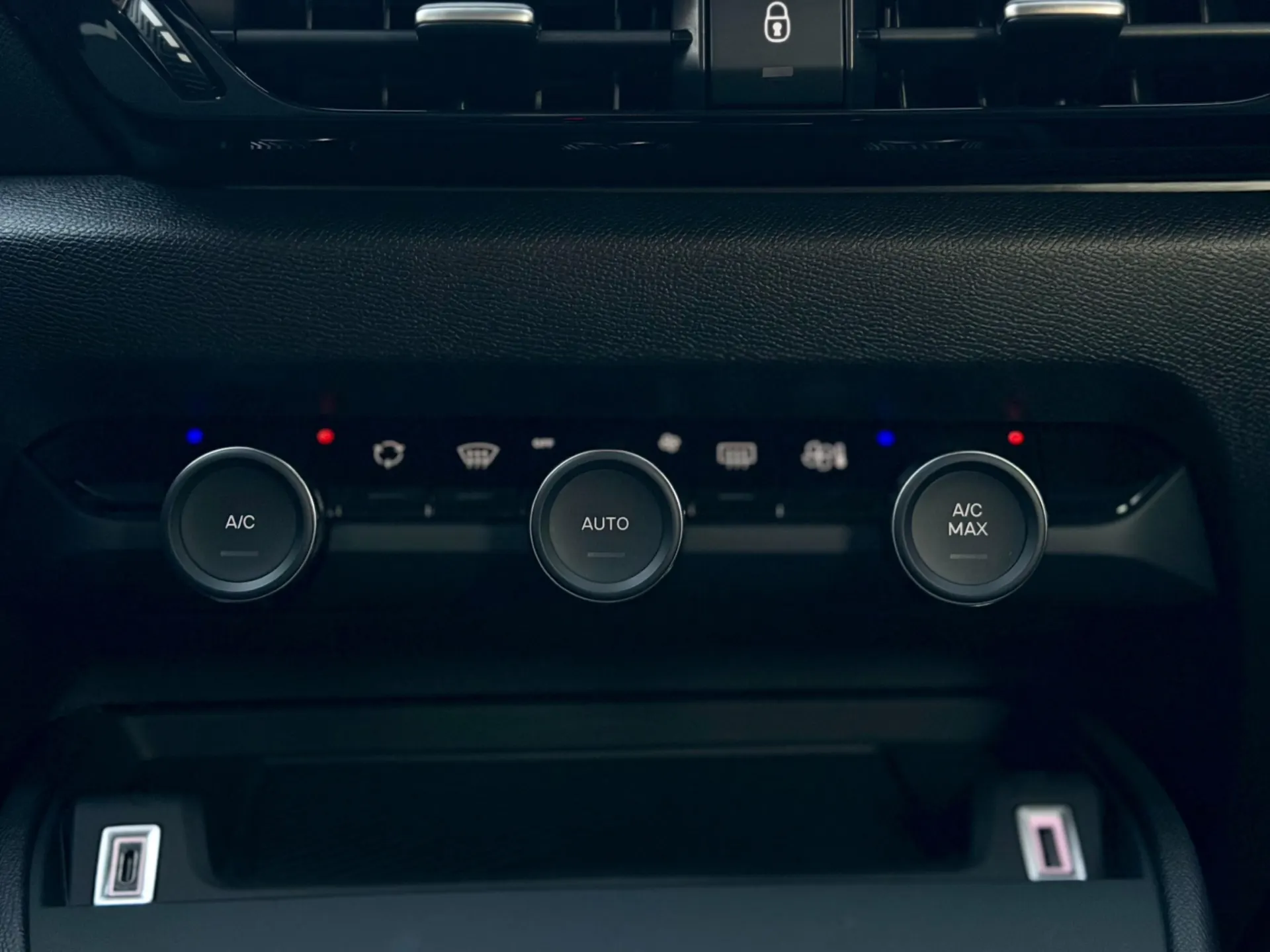 Citroën e-C4 50 kWh Feel Pack 11