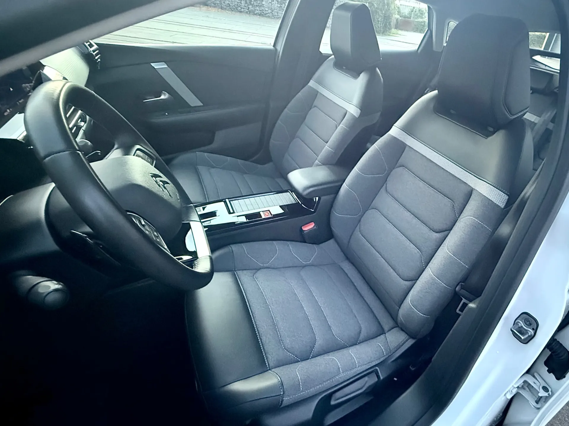 Citroën C4 1.5 BlueHDi Feel EAT8 8