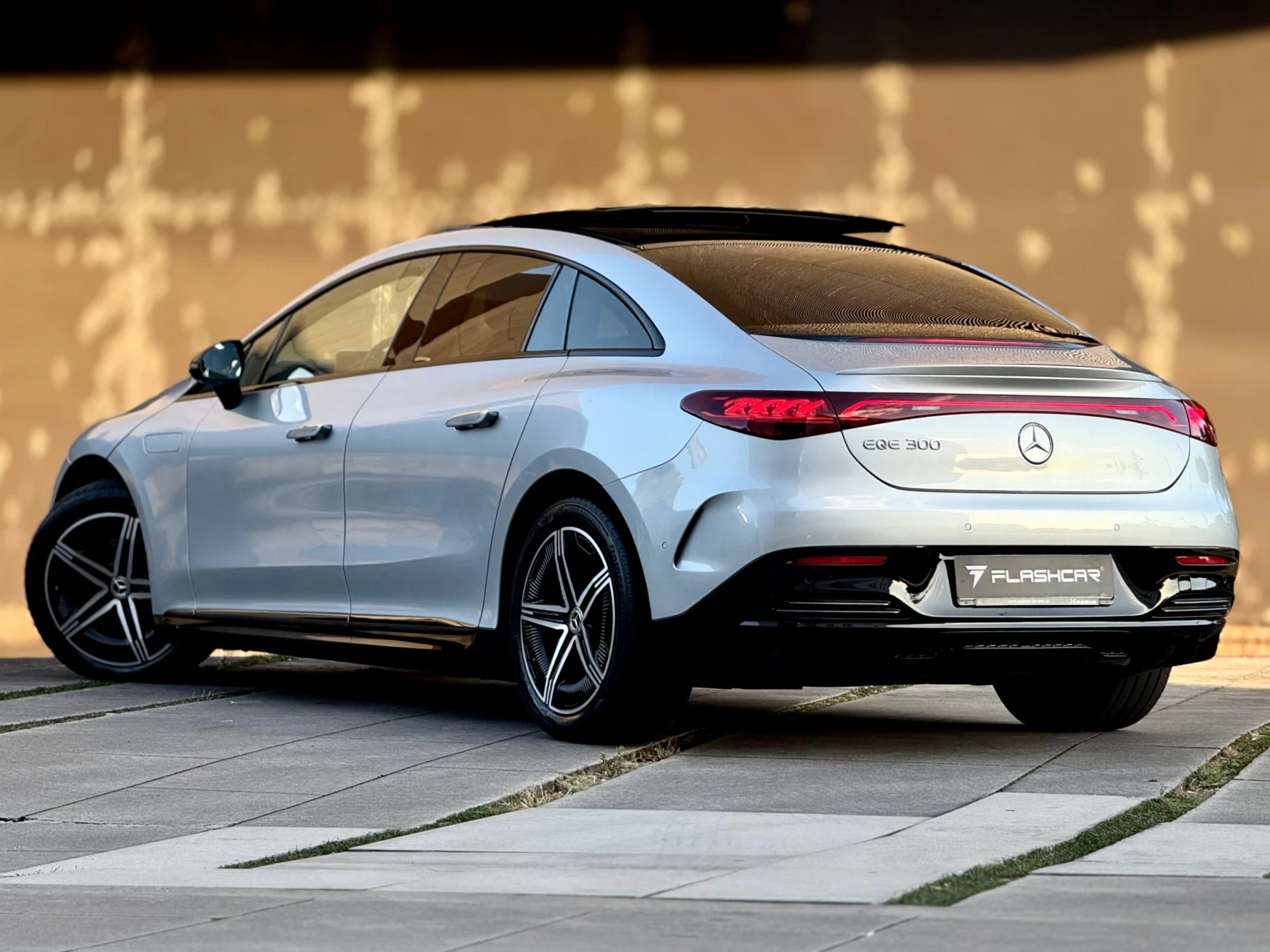 Mercedes-Benz EQE SUV 300 Edition 24