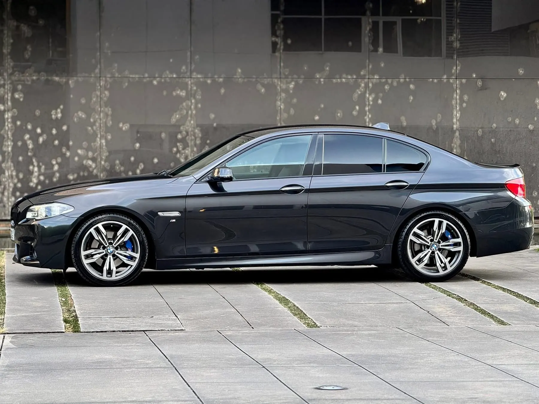 BMW 520 d Pack M Auto 14