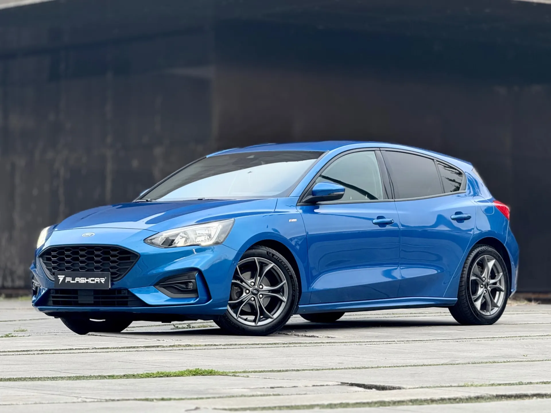 Ford Focus 1.0 EcoBoost ST-Line 8