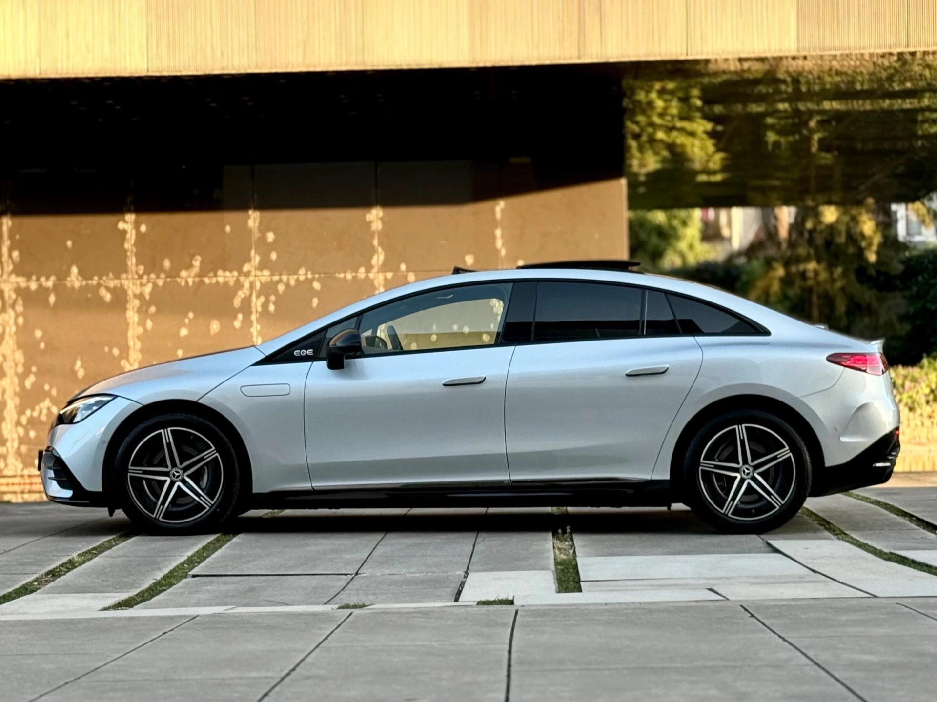 Mercedes-Benz EQE SUV 300 Edition 27