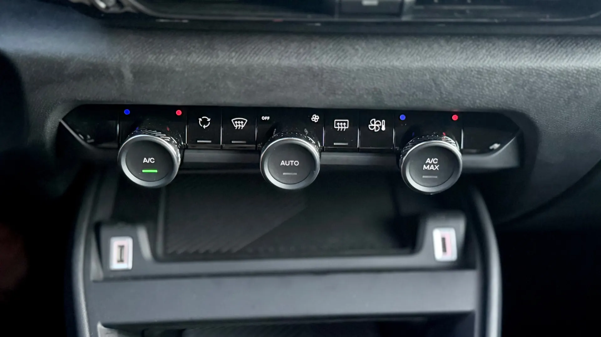 Citroën C4 1.5 BlueHDi Feel EAT8 11