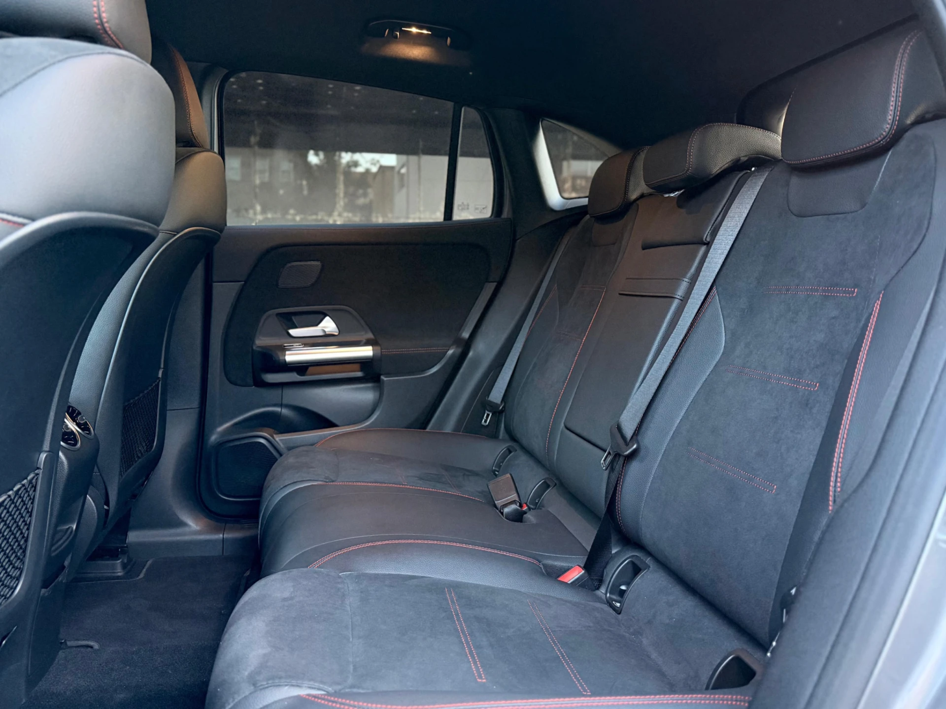 Mercedes-Benz EQA 300 4Matic AMG Line 21